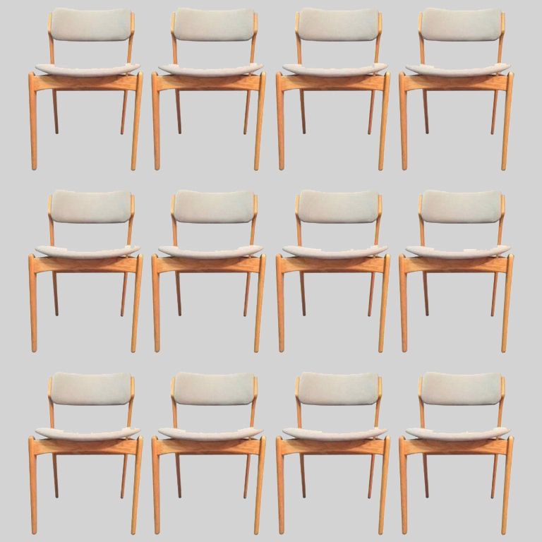 1960s Erik Buch Set Of 12 Model 49 Oak Dining Chairs For Odense Maskinsnedkeri