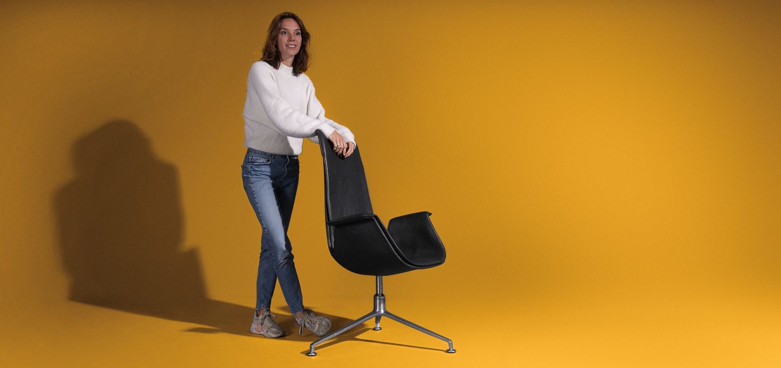 Tulip Armchair Van Jørgen Kastholm & Preben Fabricius photo furniture
