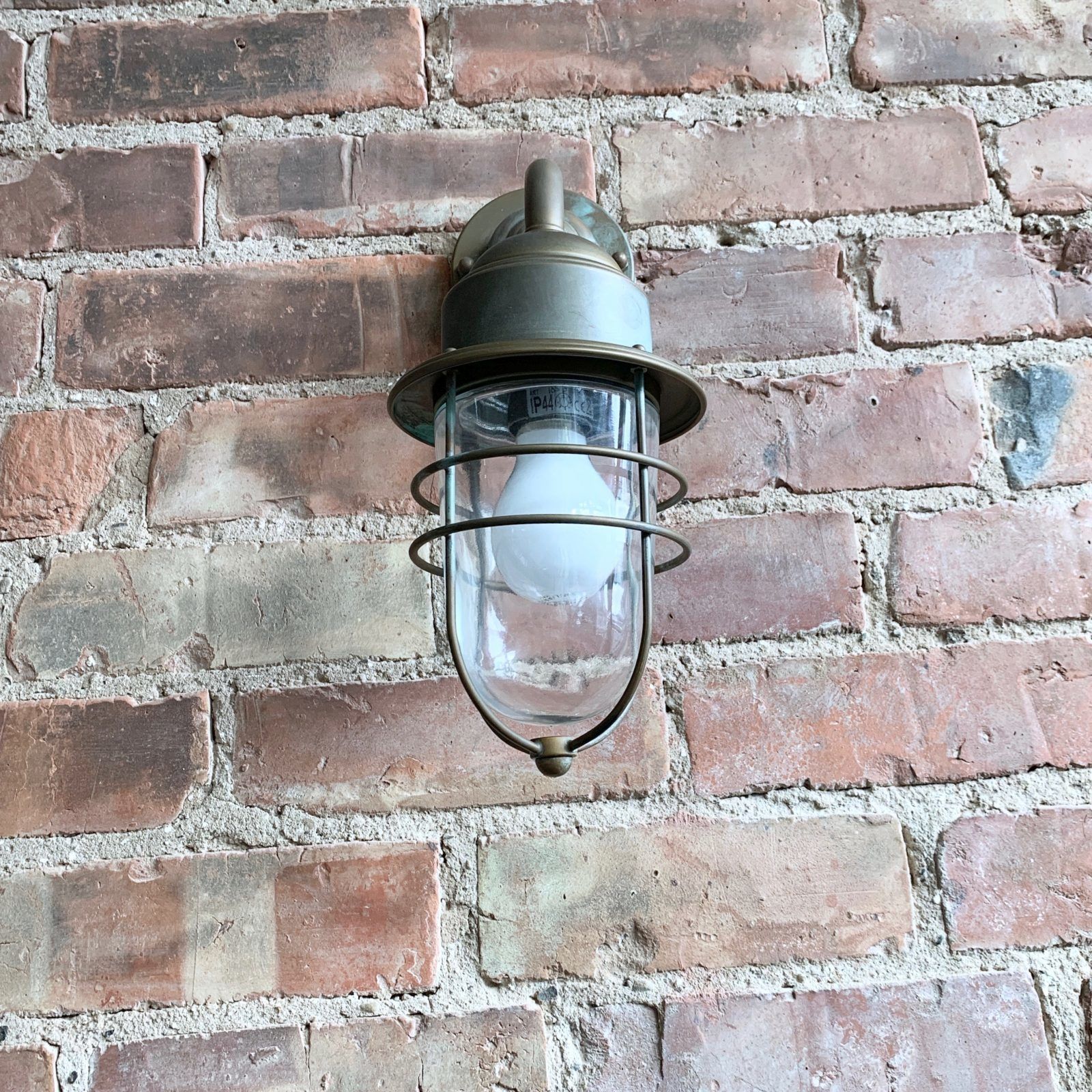 Contemporary Aged Brass 90º Bulk Head Wall Light photo furniture