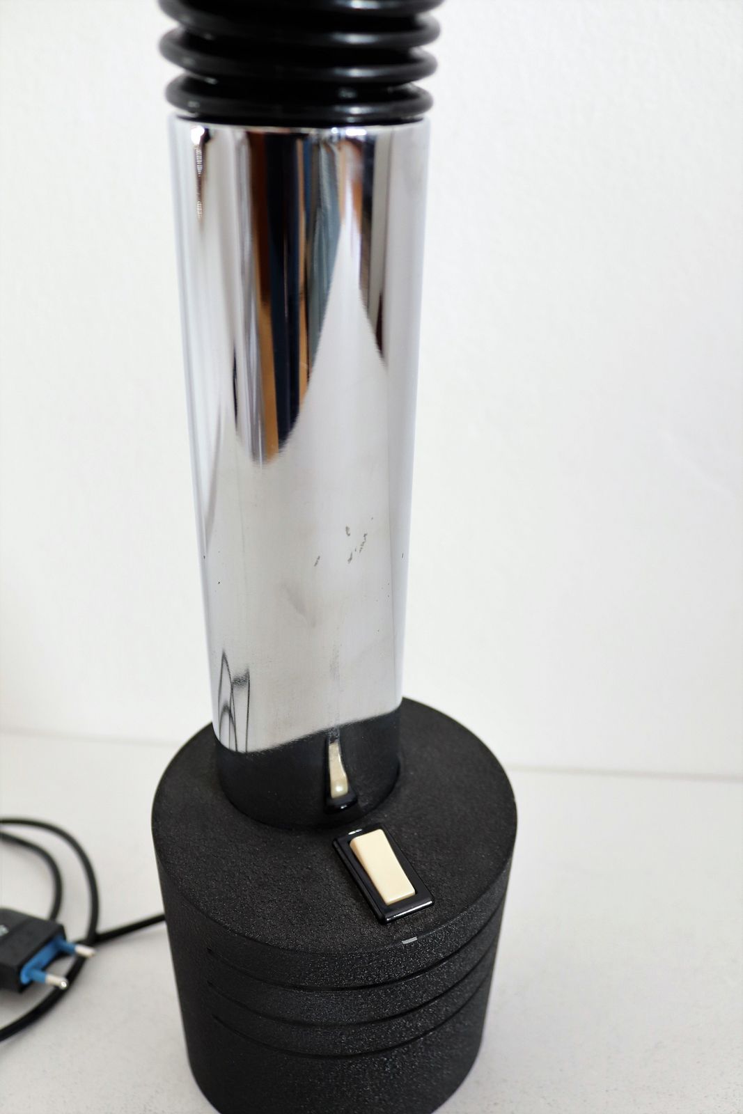 photo vintage Italian Midcentury Desk Lamp In Chrome, Cast Iron With Swivel Arm By Mario Bellini For Targetti, 1970s