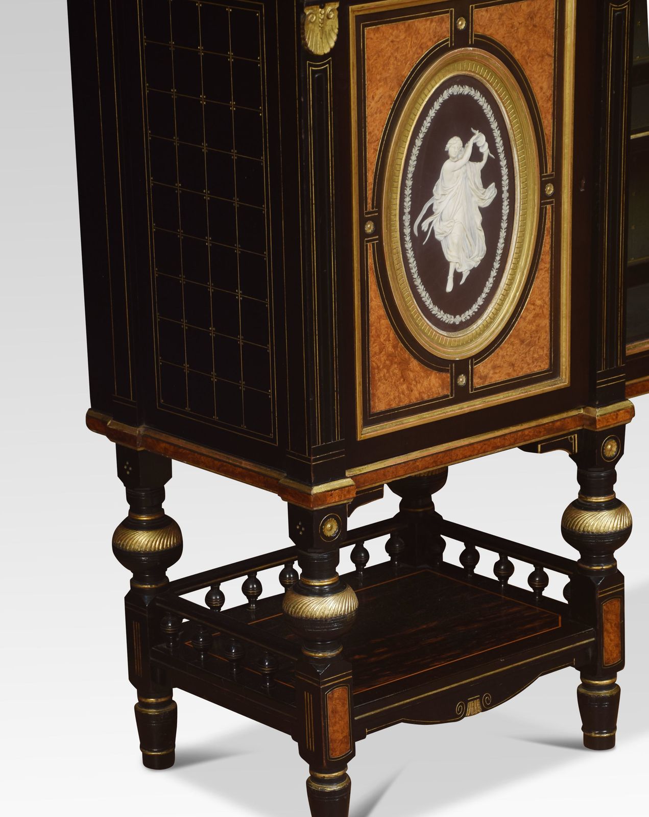 photo furniture Superb Exhibition Quality 19th Century English Coromandel Cabinet By Lamb Of Manchester
