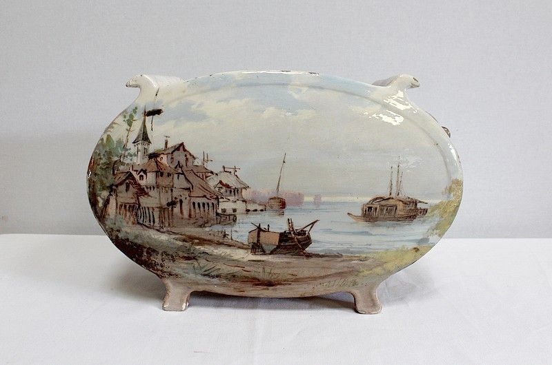 photo vinterior Painted Ceramic Planter, Signed E Gilles 19th
