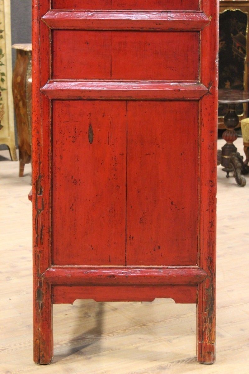 Chinese Wardrobe In Lacquered Wood photo vintage