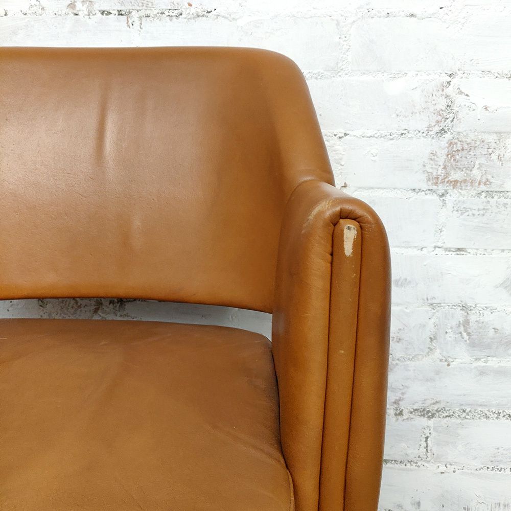 385.0 Deauville Leather Vintage Armchair By Marc And Pierre Simon For Airborne, 1960s photo