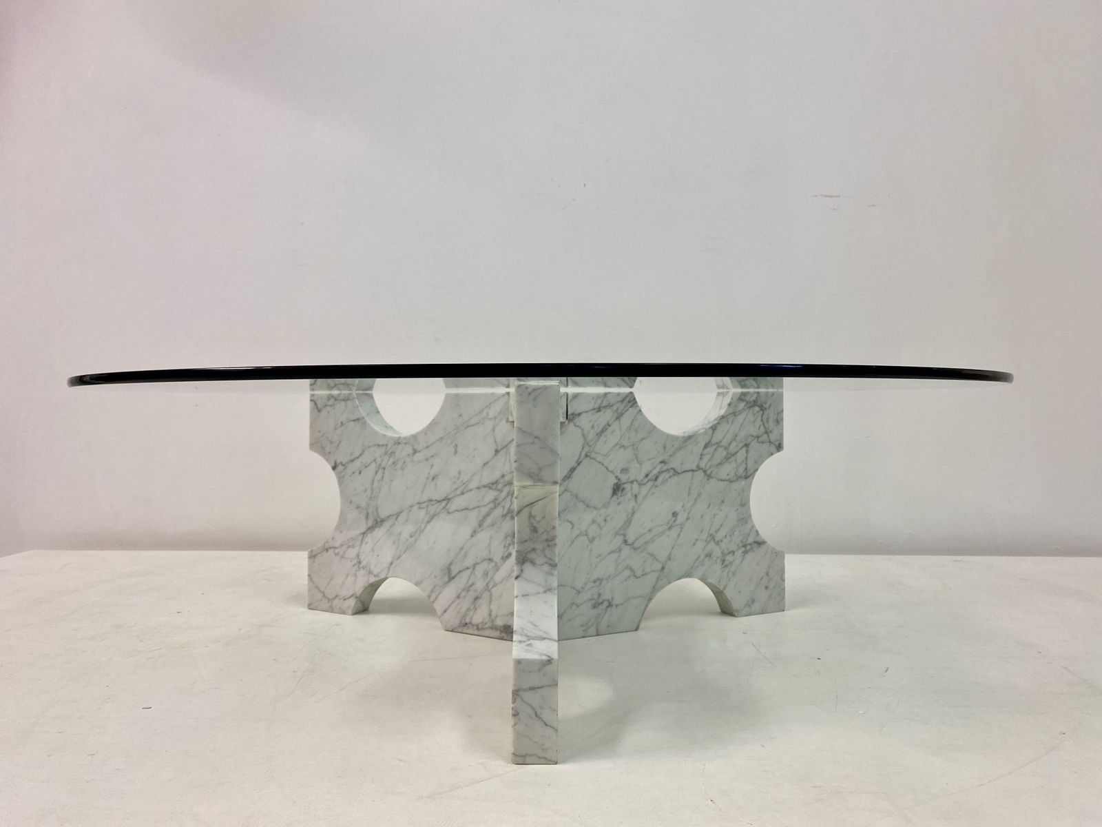 photo furniture 1970s Italian Carrara Marble Coffee Table