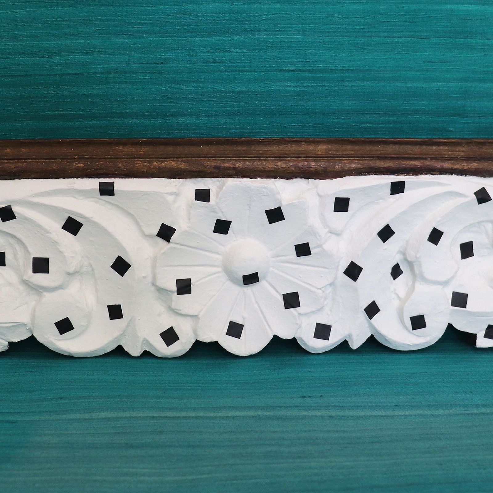 "Framed Confetti" Restyled Carved Wood Frame By Habitat Improver With White Paint And Black Paperboard Squared Confetti photo Home Decor
