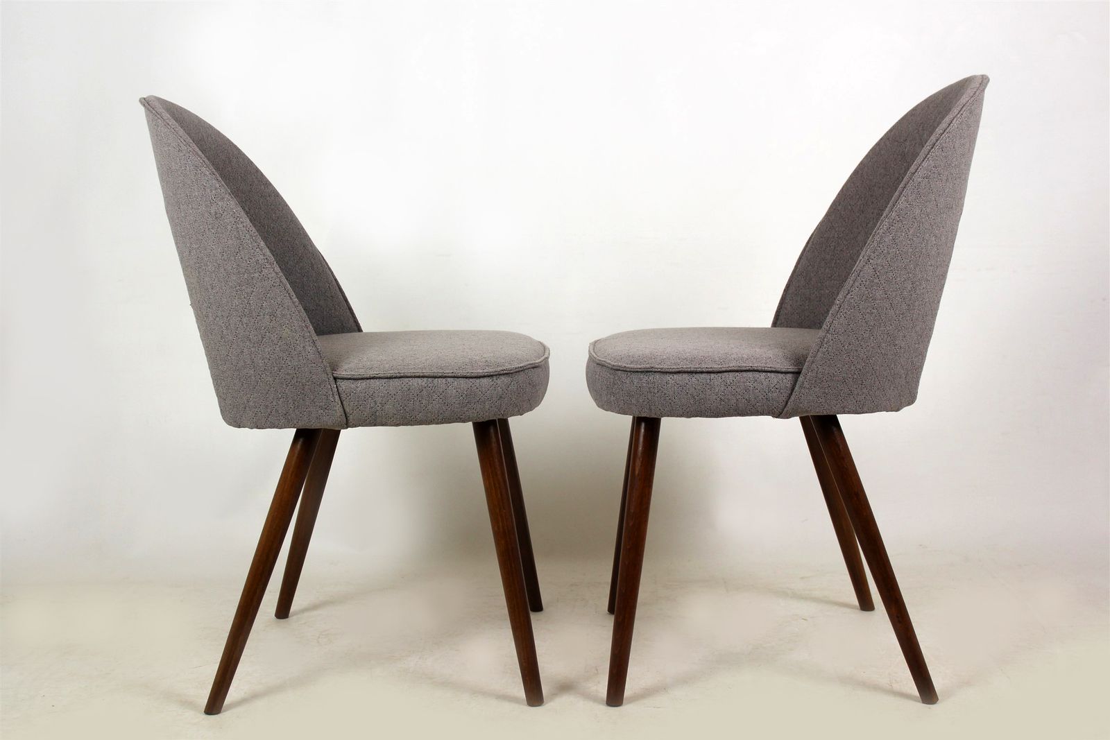 Dining Chairs By Antonín šuman For Tatra, 1960s, Set Of 2 photo Furniture