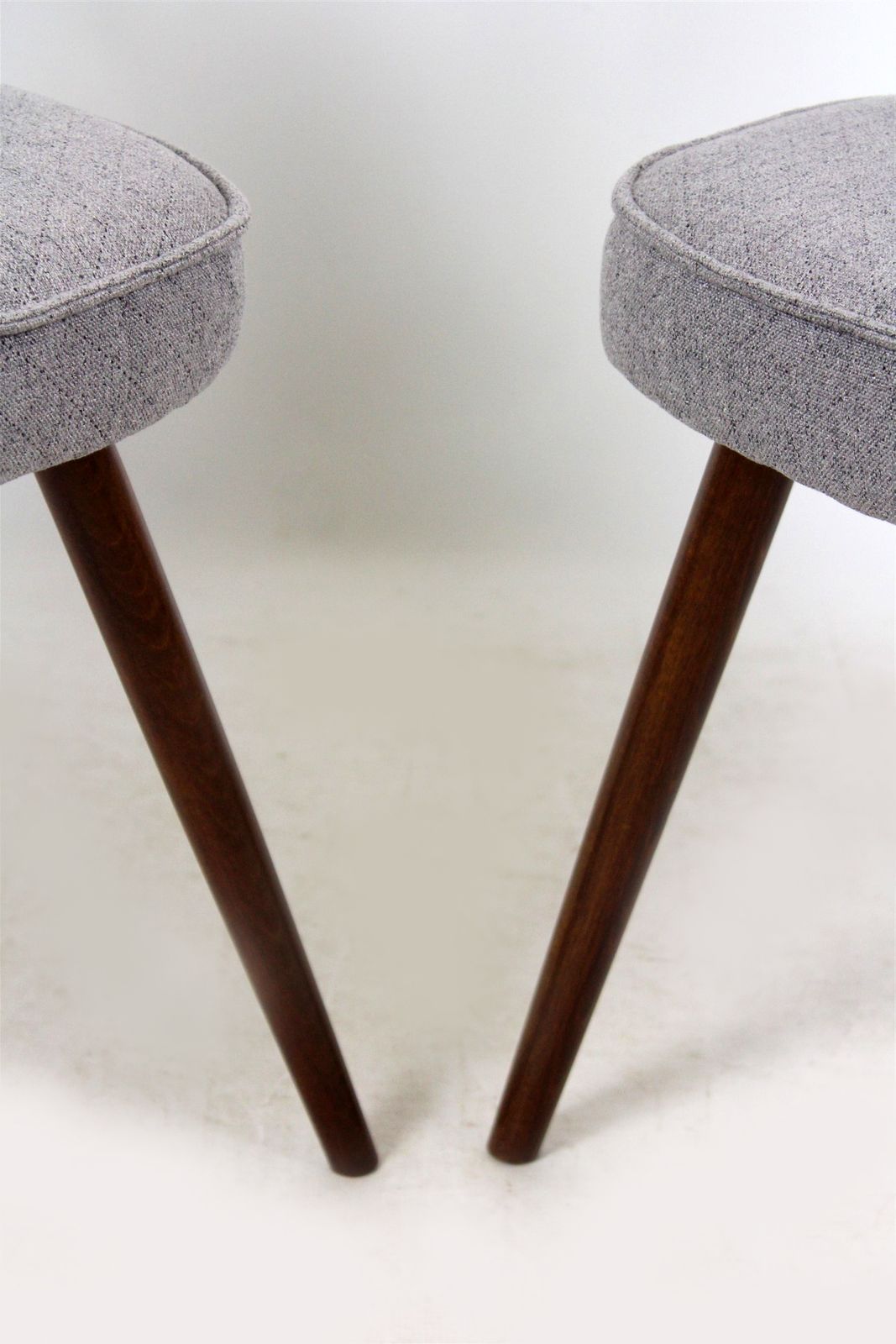 Furniture Dining Chairs By Antonín šuman For Tatra, 1960s, Set Of 2 photo