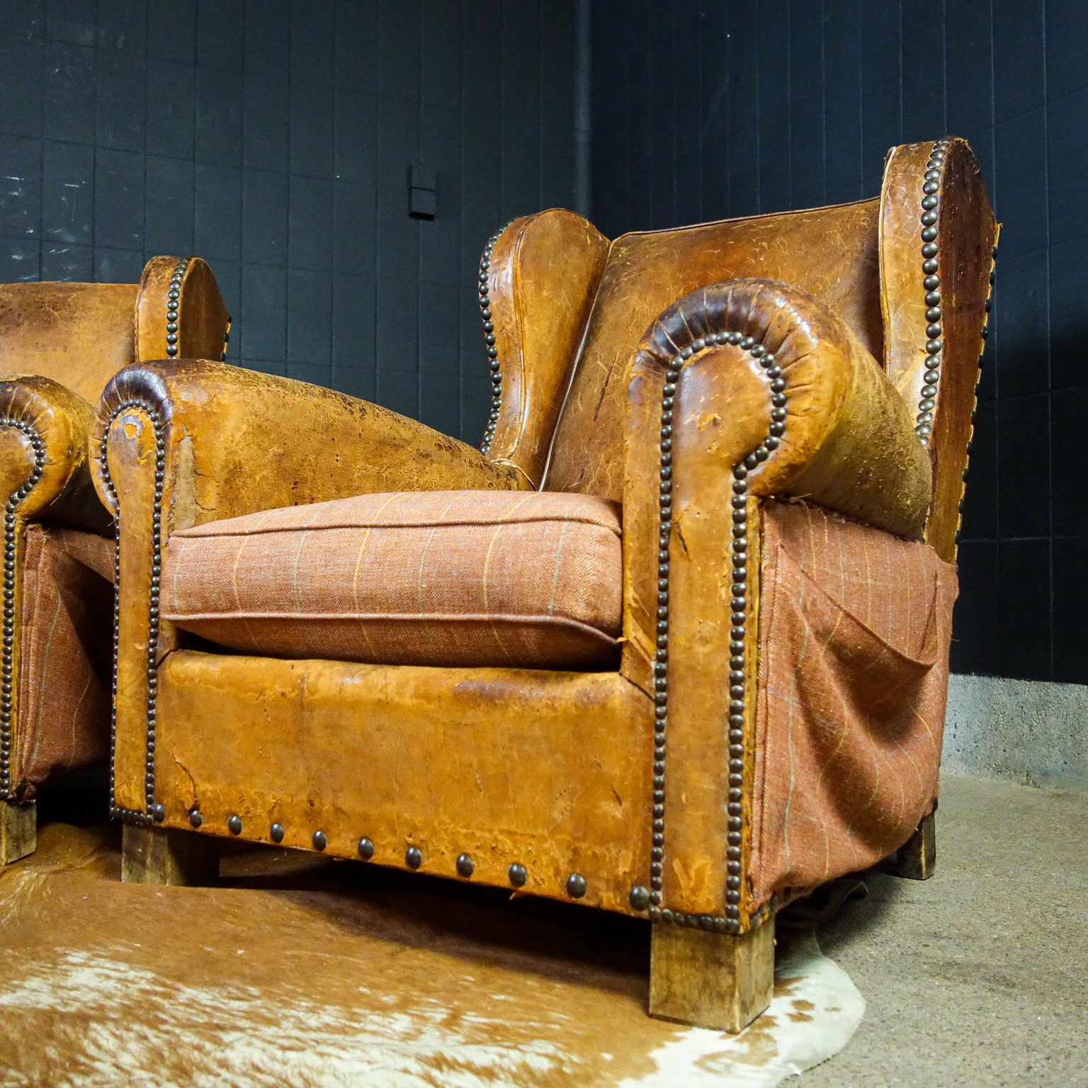 Antieke Leren Fauteuils   Vervaagd Bruin   Jaren 1930 photo for sale