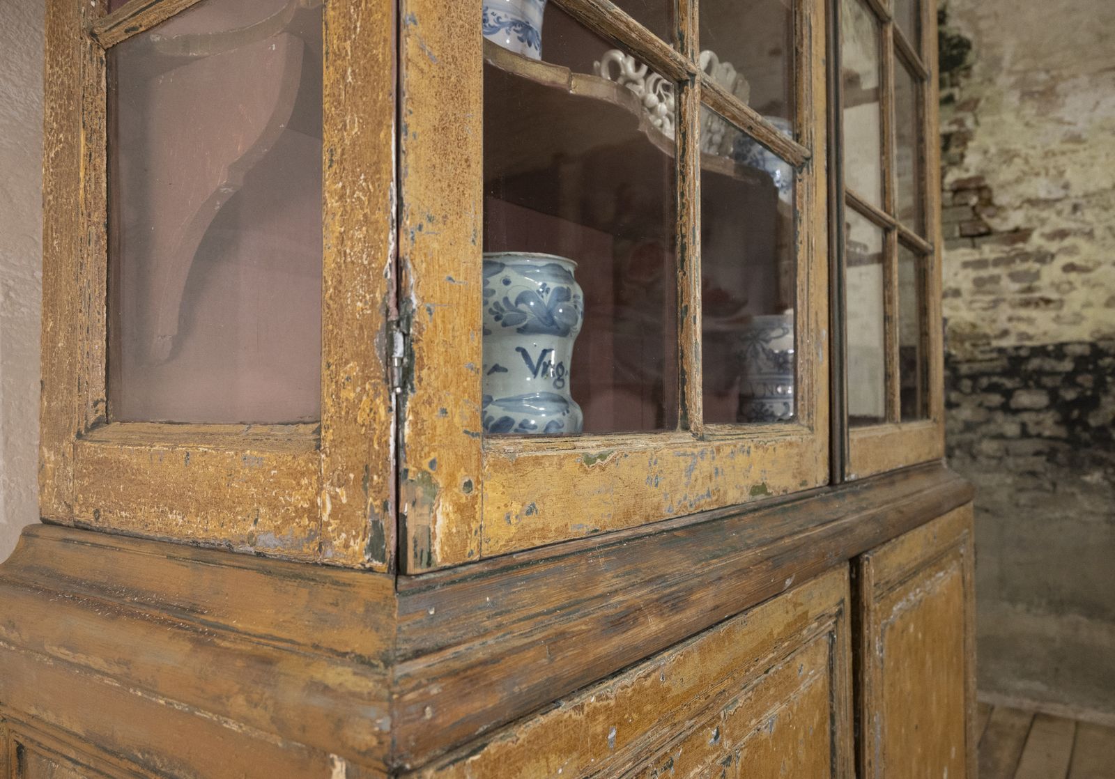 18th Century Dutch Dry Scraped Glazed Vitrine Cabinet photo Furniture