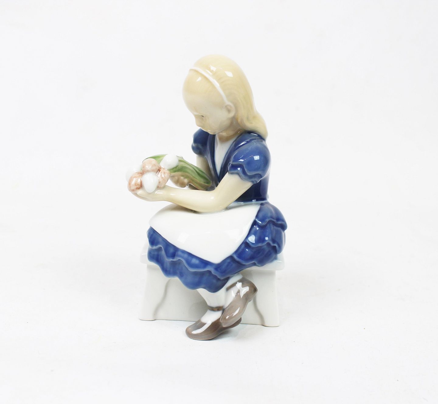 Porcelain Figure Of Girl With Flowers No .: 2298 By B&G.