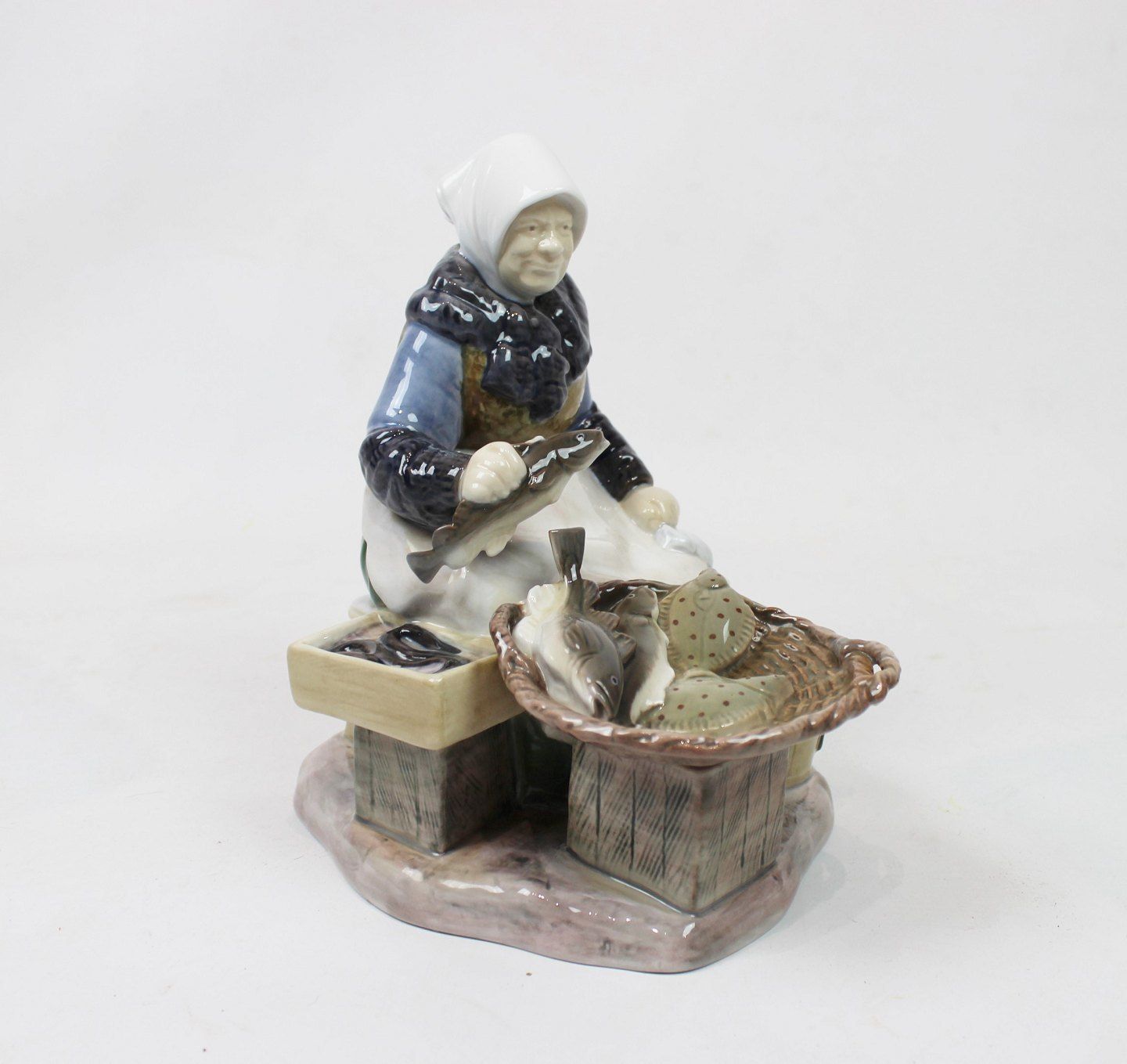Porcelain Figure Of A Fisherwoman, No .: 2233, By Axel Locher For B&G. photo furniture