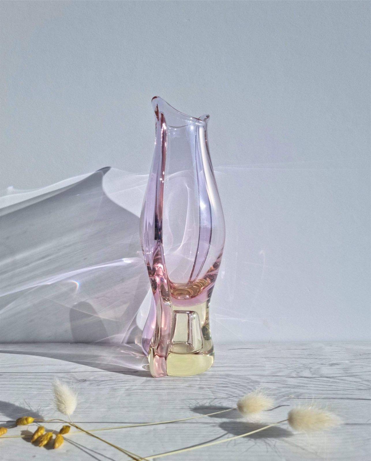 Miloslav Klinger For Zbs, Citrine And Neodymium Colour Change Sommerso Vase, 1960s 70s, Czech, Rare photo 93.0