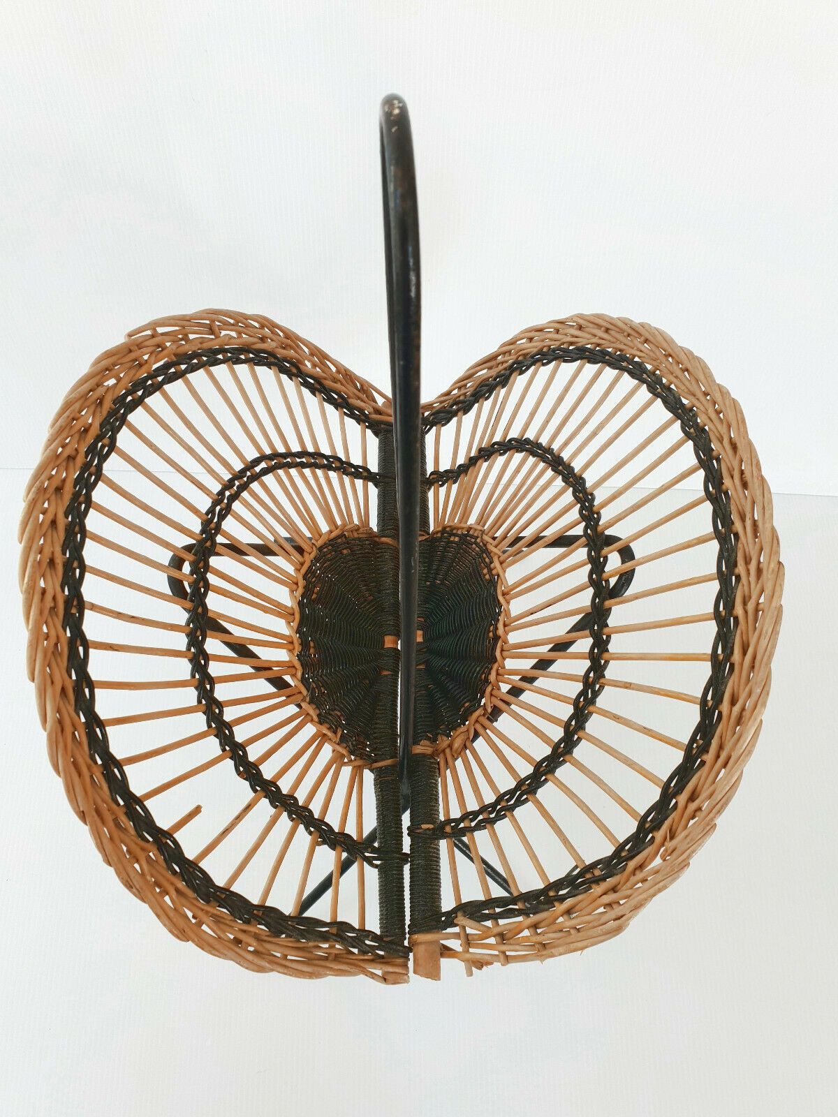 Vintage 1950's Magazine Rack In Rattan & Steel 50s 50's Rockabilly Years 50 photo for sale