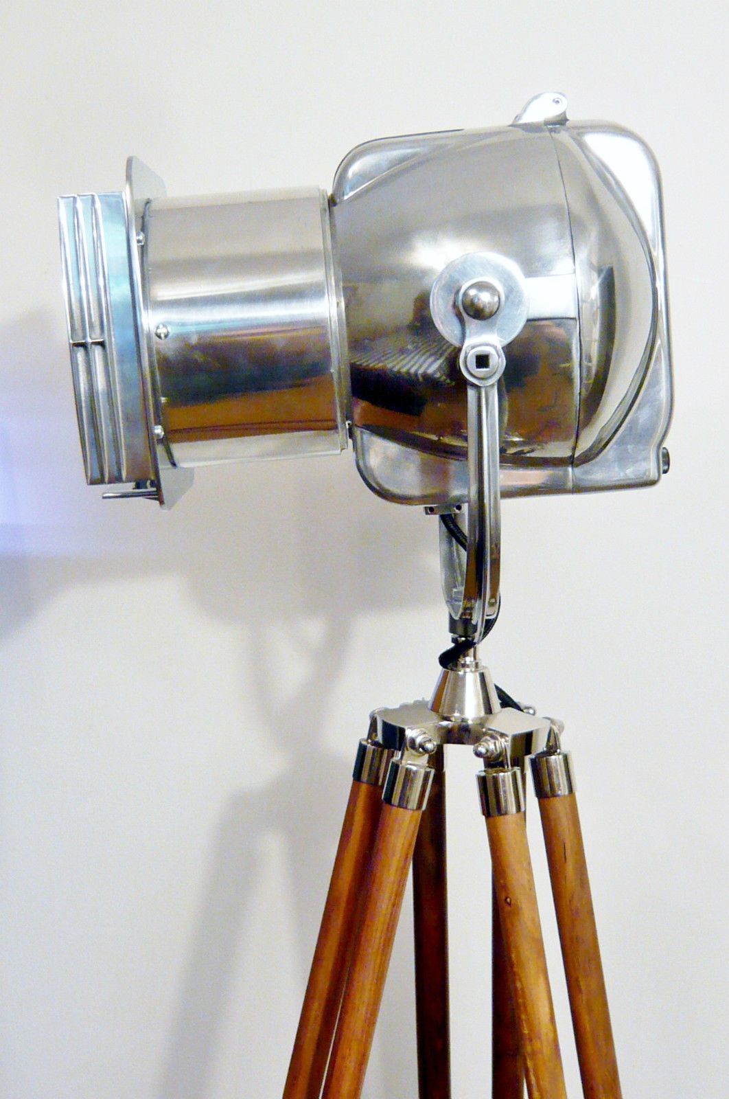 Rare = Strand Electric Vintage Theatre Film Studio Spot Light Cir 1950's Morgan Mcleod Studio Tv Lamp Mid Century Lighting Wooden Tripod photo vintage