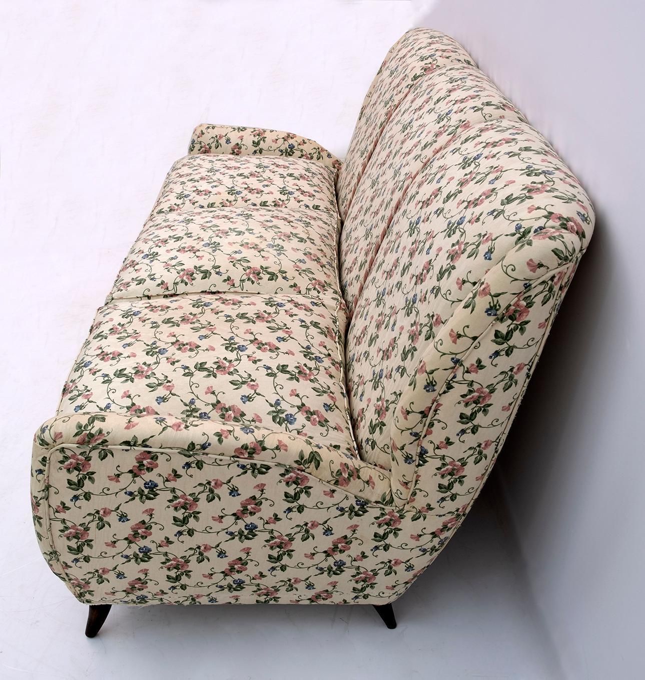 Gio Ponti N. 512 Mid Century Modern Italian Sofa For Isa, 1950s photo vintage