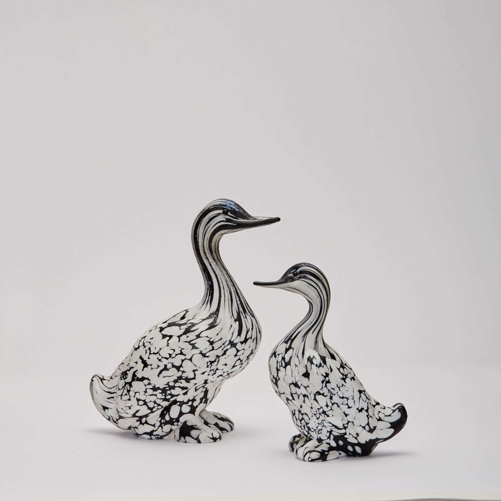 Pair Of Ducks Animal Sculptures By Archimede Seguso Murano In Black photo for sale