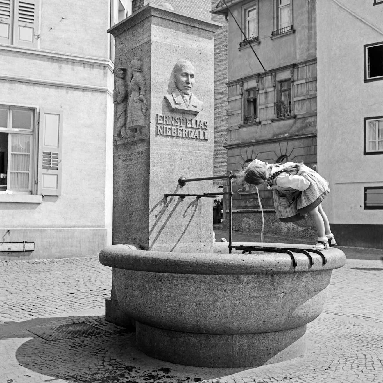 Karl Heinrich Lämmel Girl At Ernst Elias Niebergall Fountain Darmstadt, Germany 1938 Printed Later 1938/2021