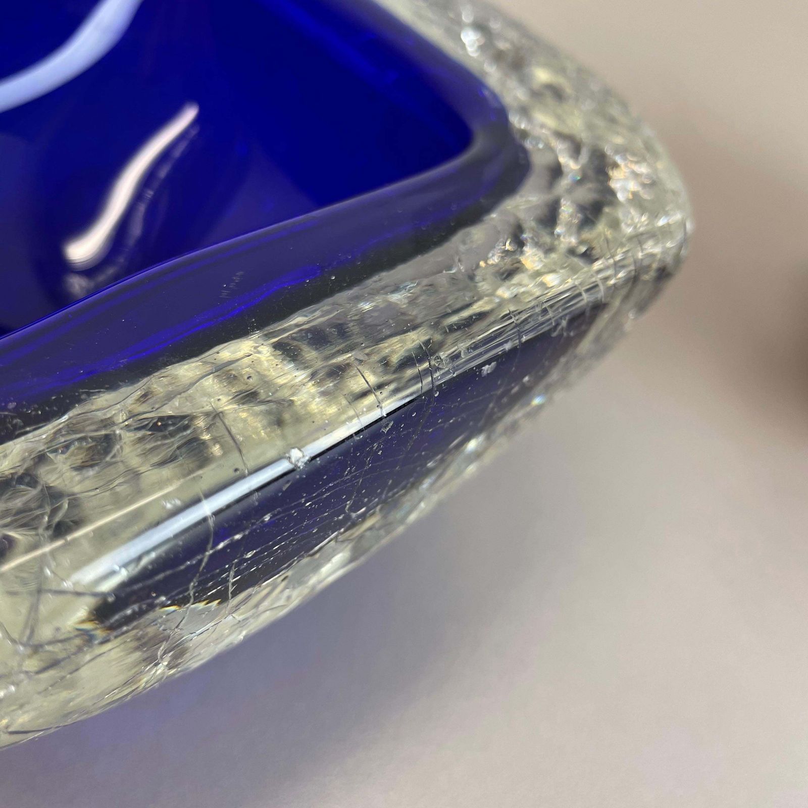 photo furniture Set Of 2 Murano Glass Crack Structure Bowl Shells Ashtray Element, Italy, 1970s