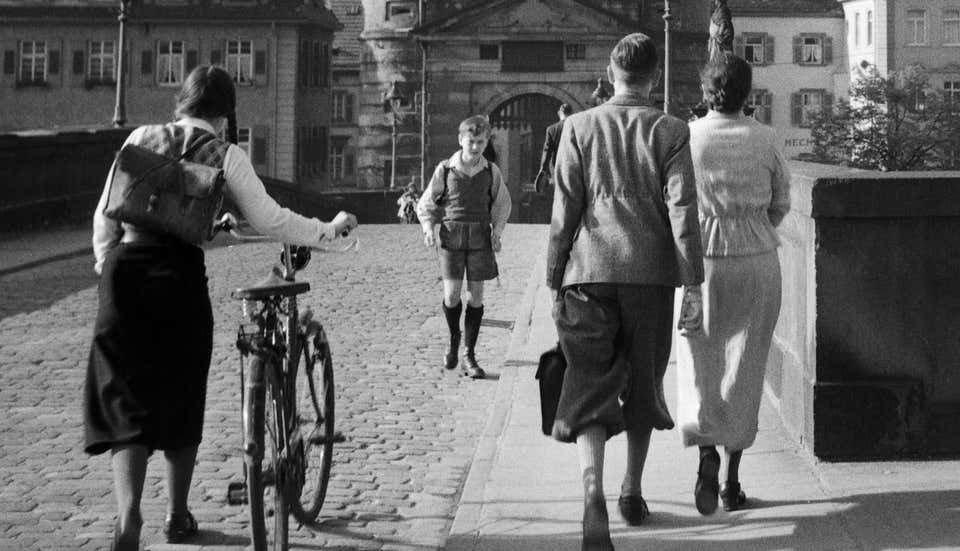 Karl Heinrich Lämmel People On Old Bridge At Neckar To Heidelberg, Germany 1936, Printed Later 1936/2021 photo furniture