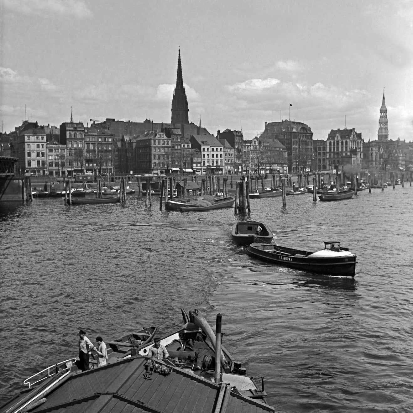 Karl Heinrich Lämmel Barges Boats At Hamburg Harbor To St. Nicolas Church Germany 1938 Printed Later 1938/2021