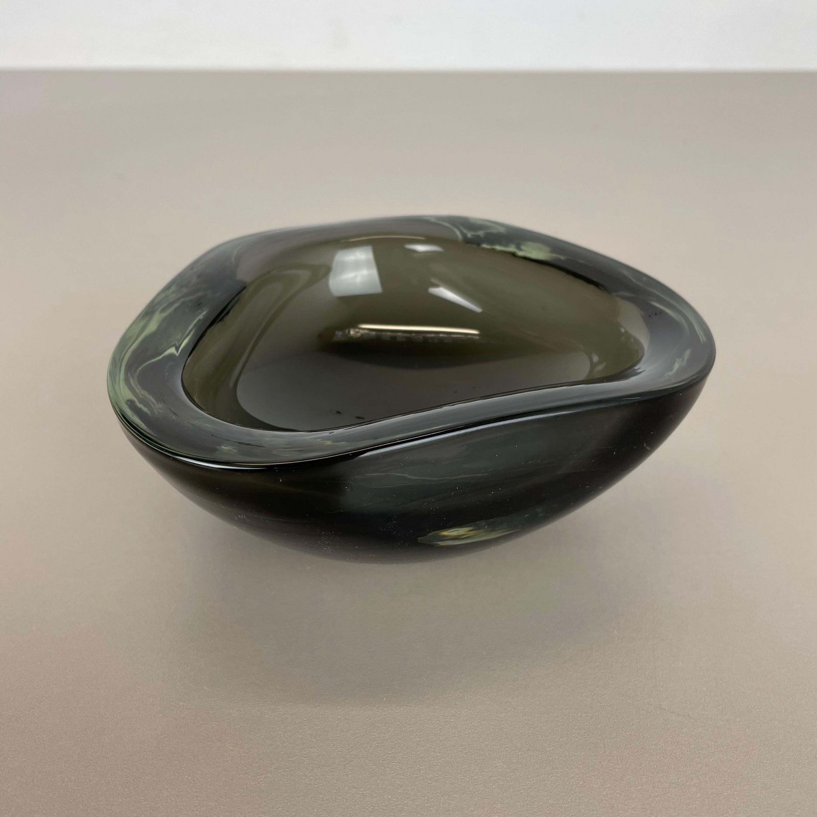 Home Decor New Old Stock 1,2kg Murano Glass Shell Bowl Antonio Da Ros, Cenedese Italy 1960s photo