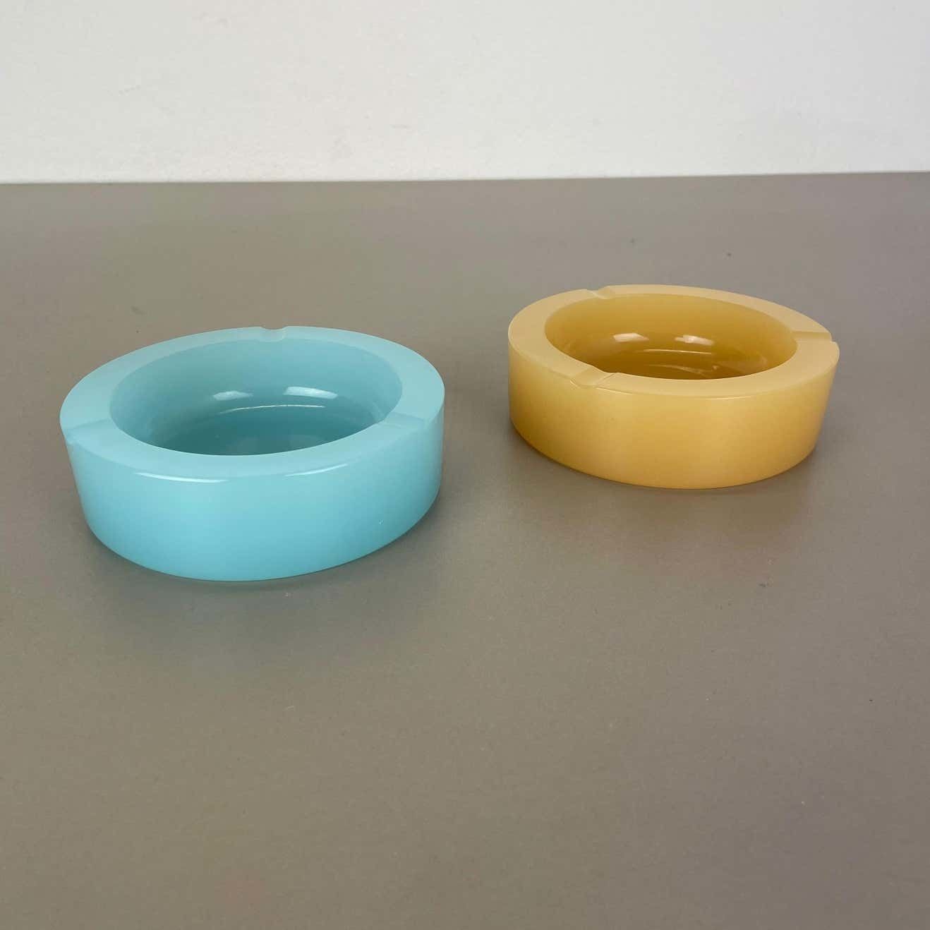 Set Of 2 New Old Stock Murano Opaline Glass Ashtray Shell Bowl By Cenedese, 1960 photo furniture