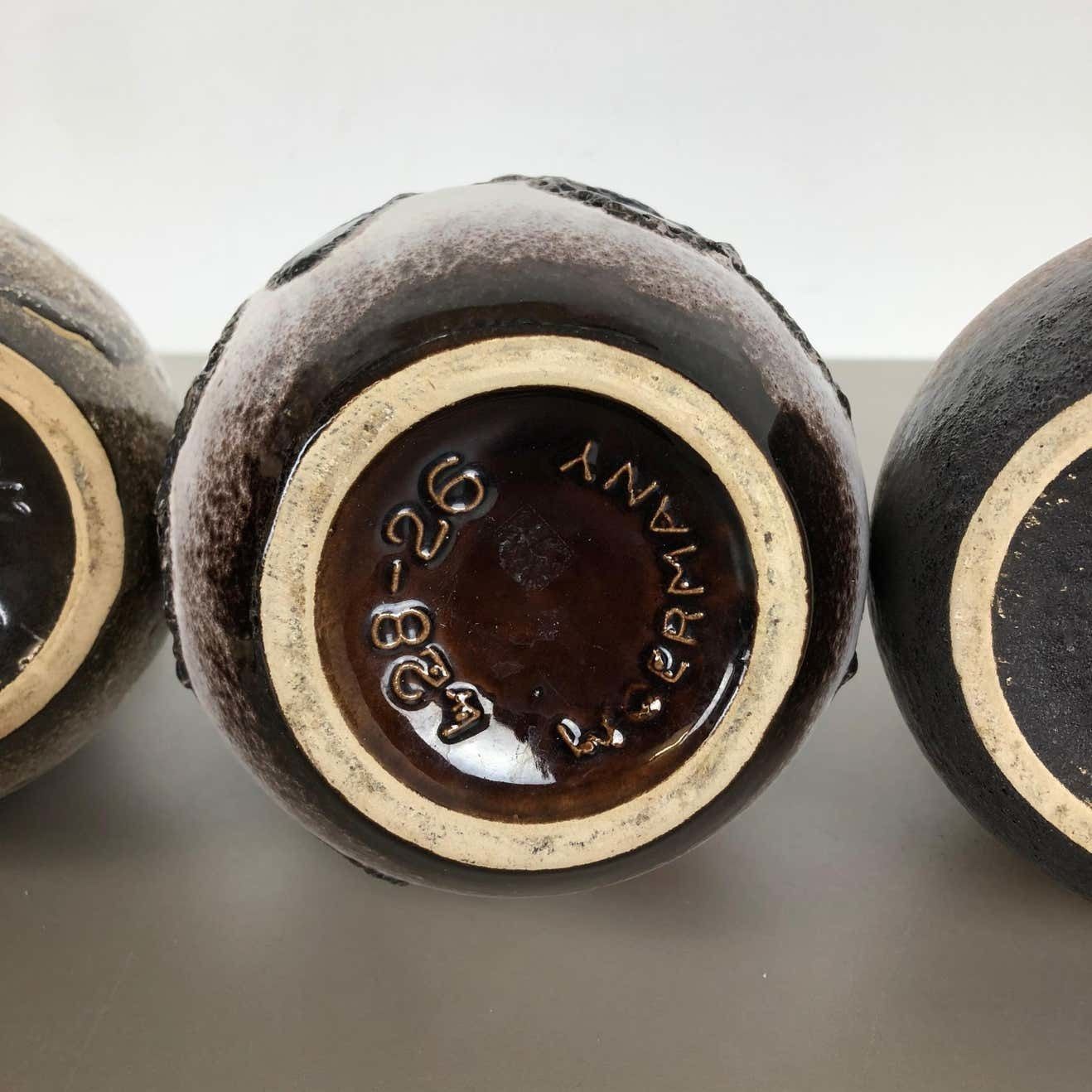 photo vintage Set Of Three 1970s Pottery Fat Lava "Vienna" Vases Made By Scheurich, Germany