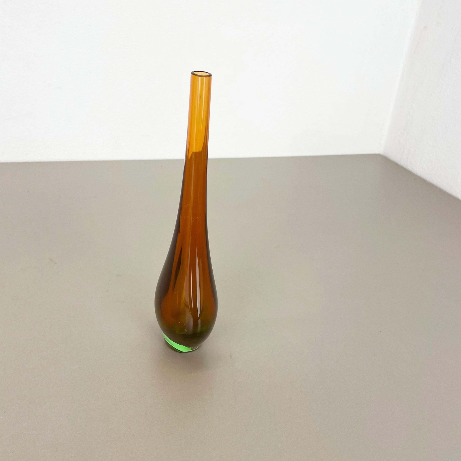 Large 1960s Murano Glass Sommerso Single Stem Vase By Flavio Poli, Italy photo Home Decor