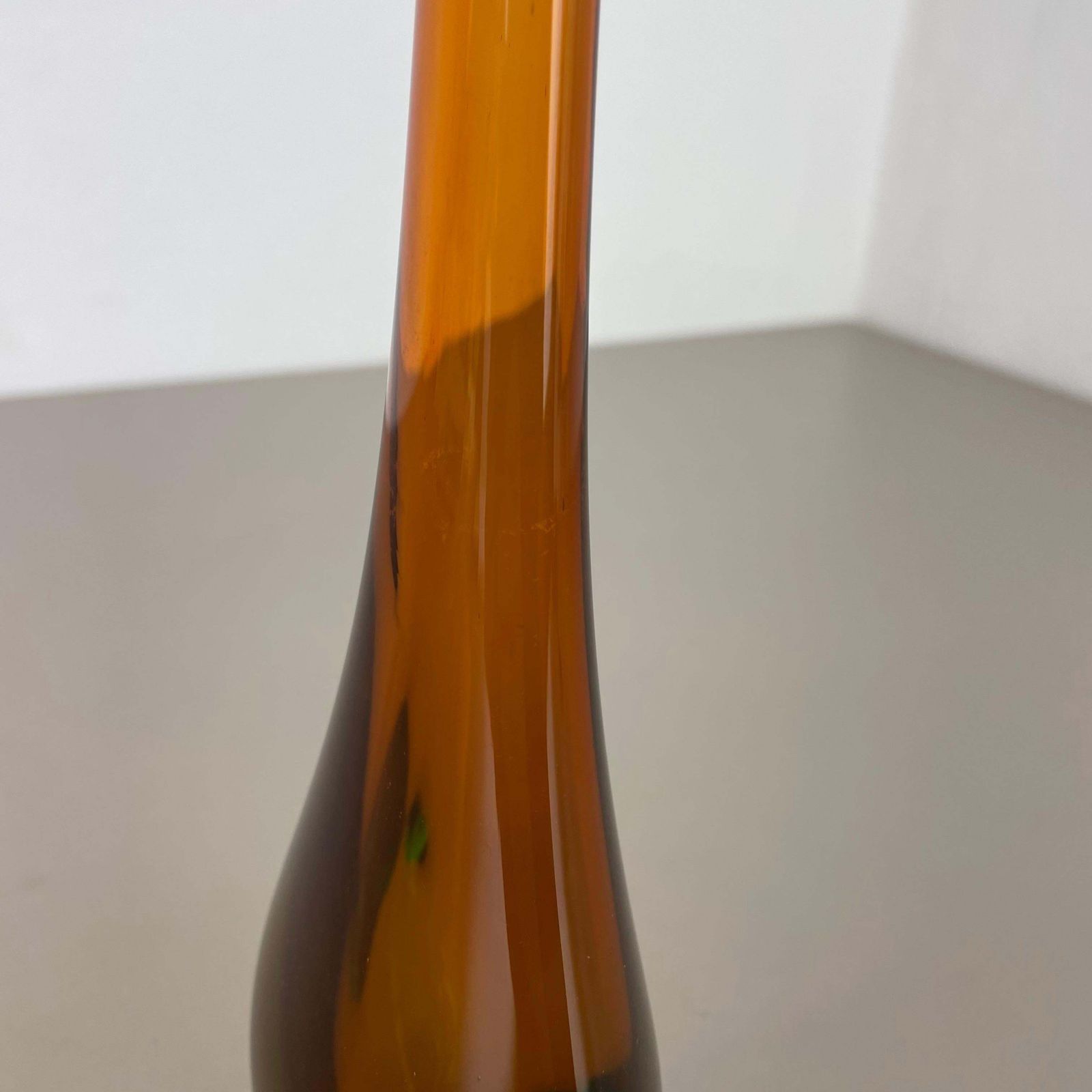Large 1960s Murano Glass Sommerso Single Stem Vase By Flavio Poli, Italy photo vinterior