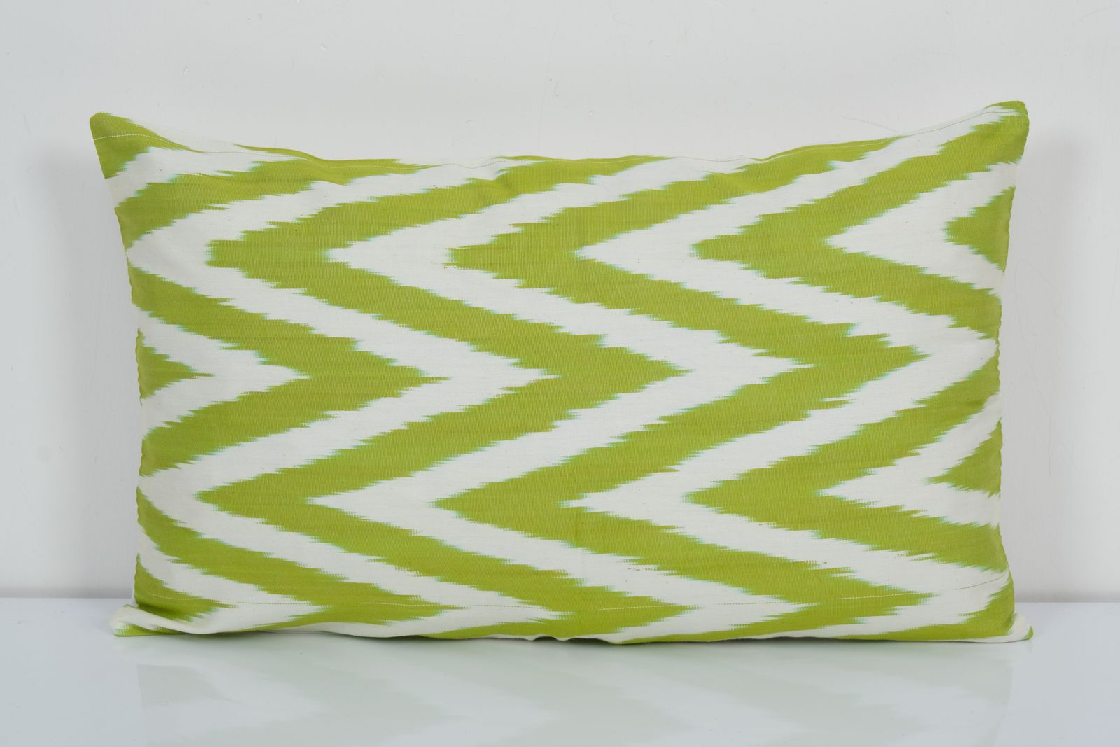 Zig Zag Design Ikat Lumbar Cushion Cover, Ethnic Home Decor 30x50 Cm