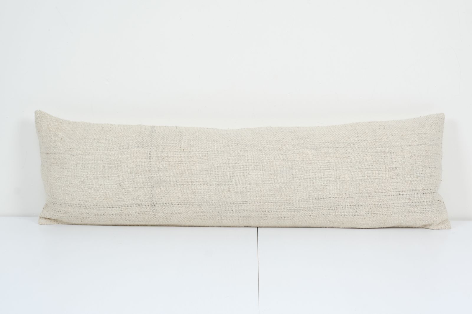 Kilim Pillow From Central Anatolia, Mid 20th Century   Organic Bedding Kilim Cushion Cover 30x60 Cm
