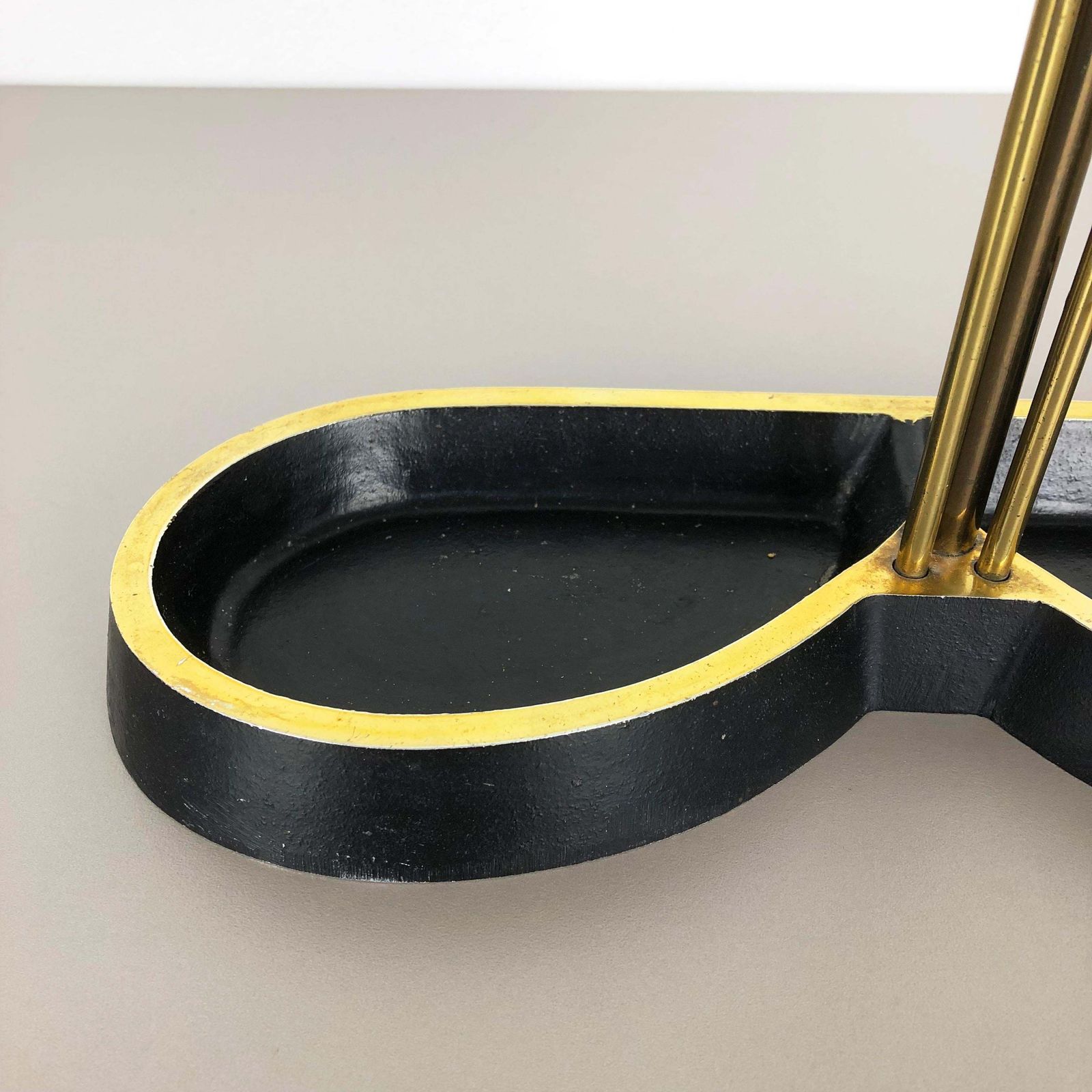 Original Midcentury Metal Brass Auböck Style Umbrella Stand, Austria, 1950s photo vinterior