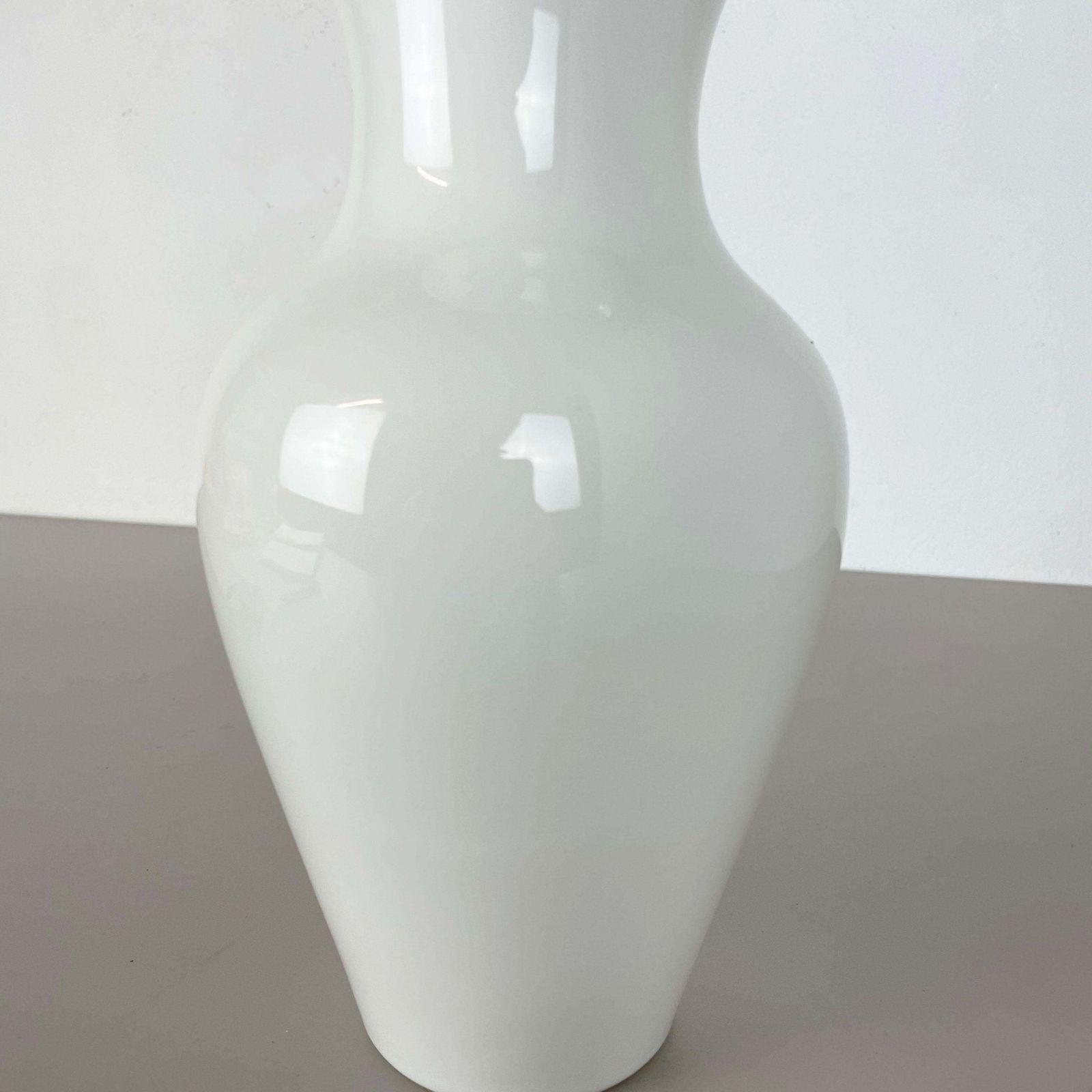 482.0 Small Op Art Vase Porcelain German Vase By Kpm Berlin Ceramics Germany 1960 photo