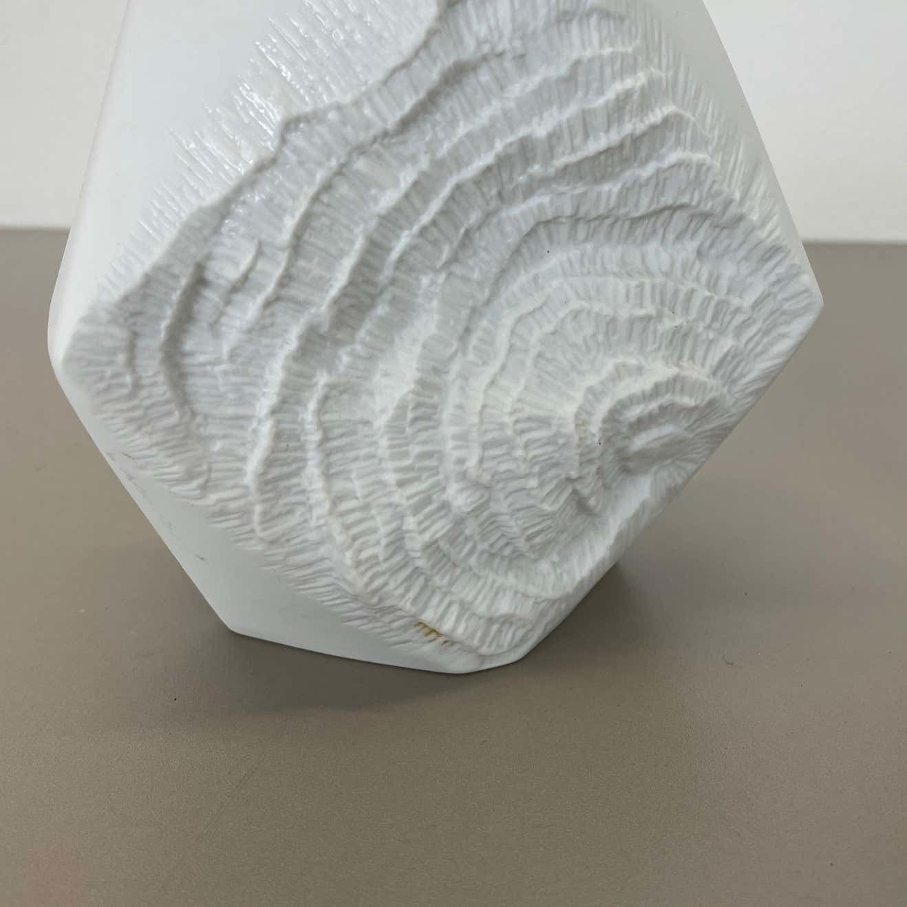 Set Of 2 Original Op Art Biscuit Porcelain Vases By Ak Kaiser, Germany, 1970s photo Home Decor