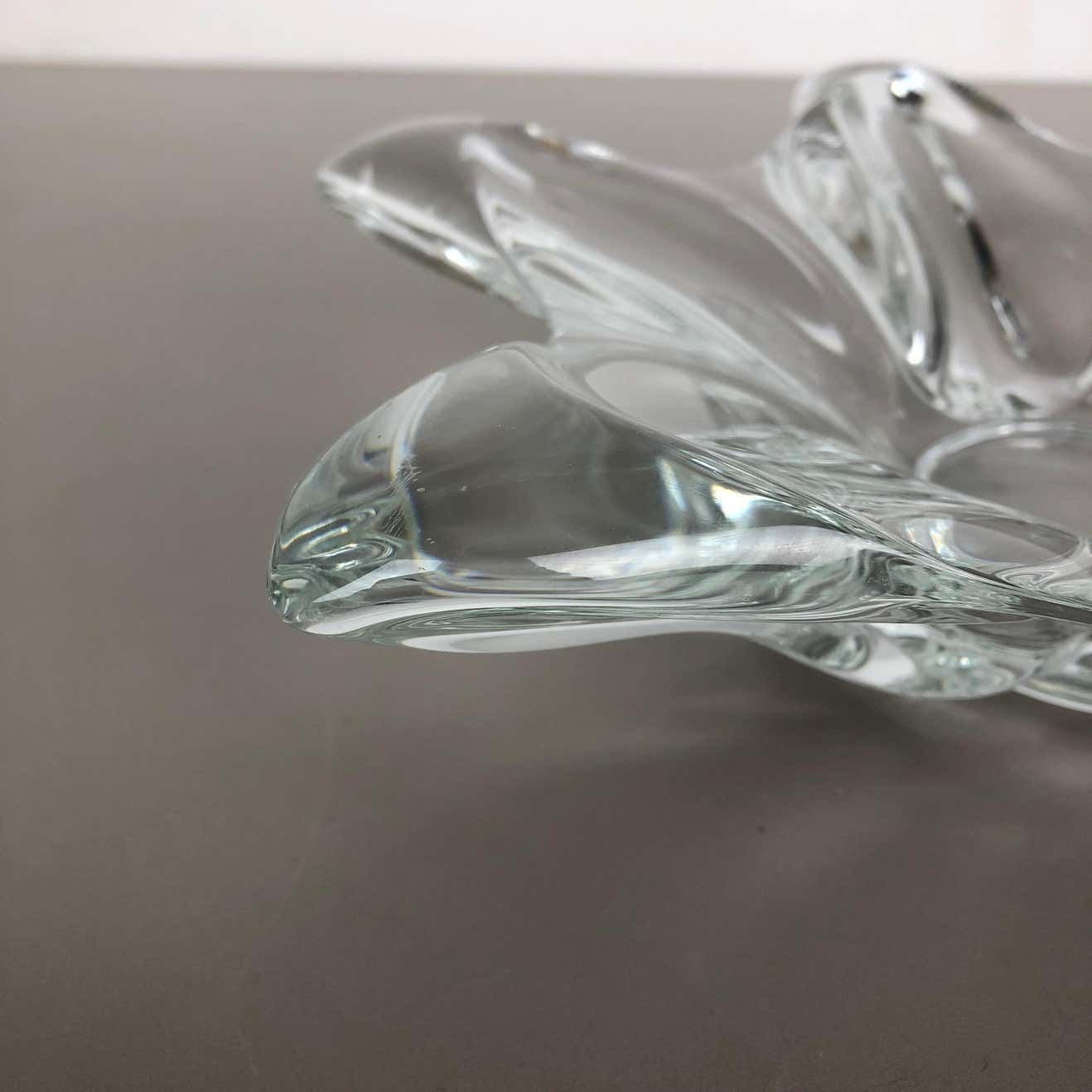 777.0 Large French Floral Crystal Glass Shell Bowl By Art Vannes, France, 1970s photo