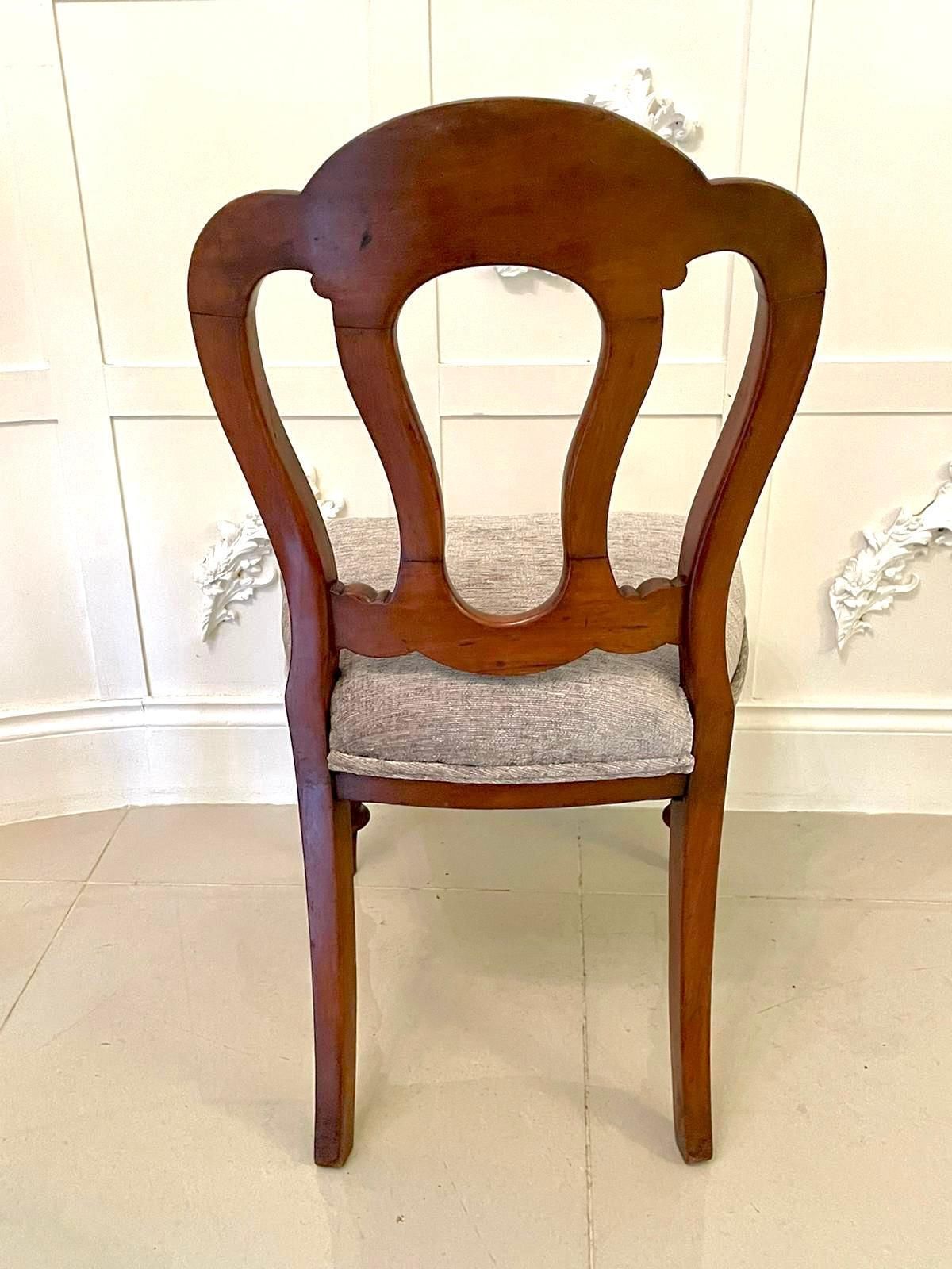 photo vintage Antique Set Of Six Victorian Mahogany Dining Chairs