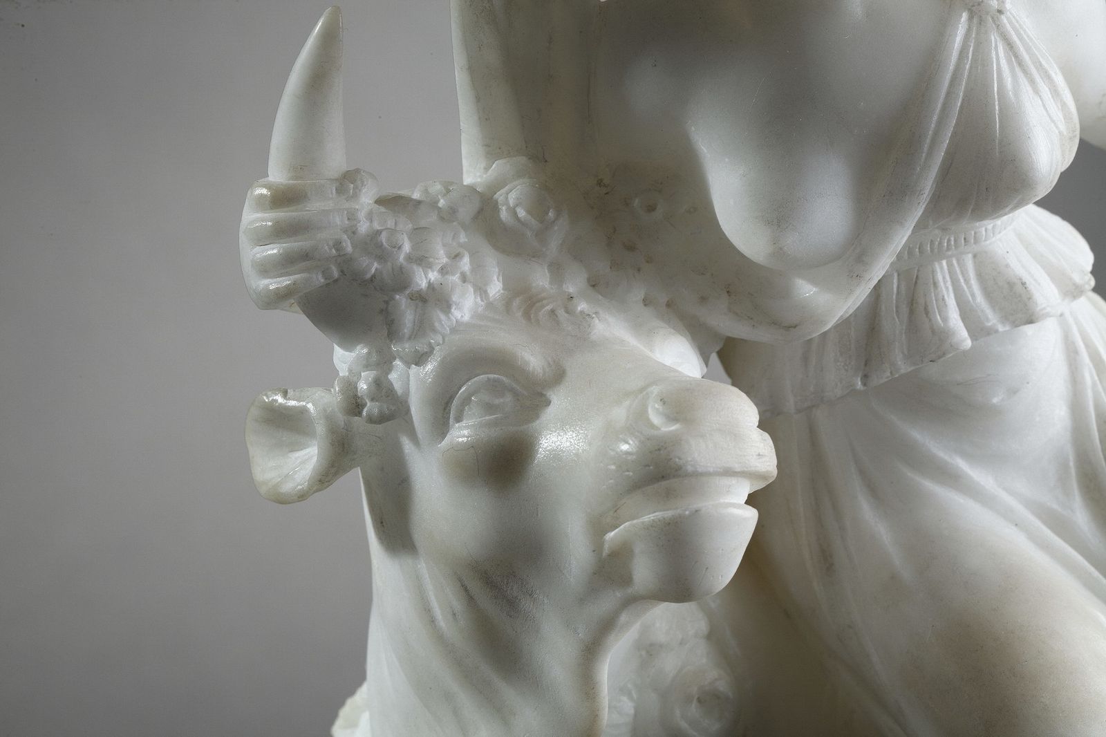 photo furniture Alabaster Clock The Abduction Of Europa
