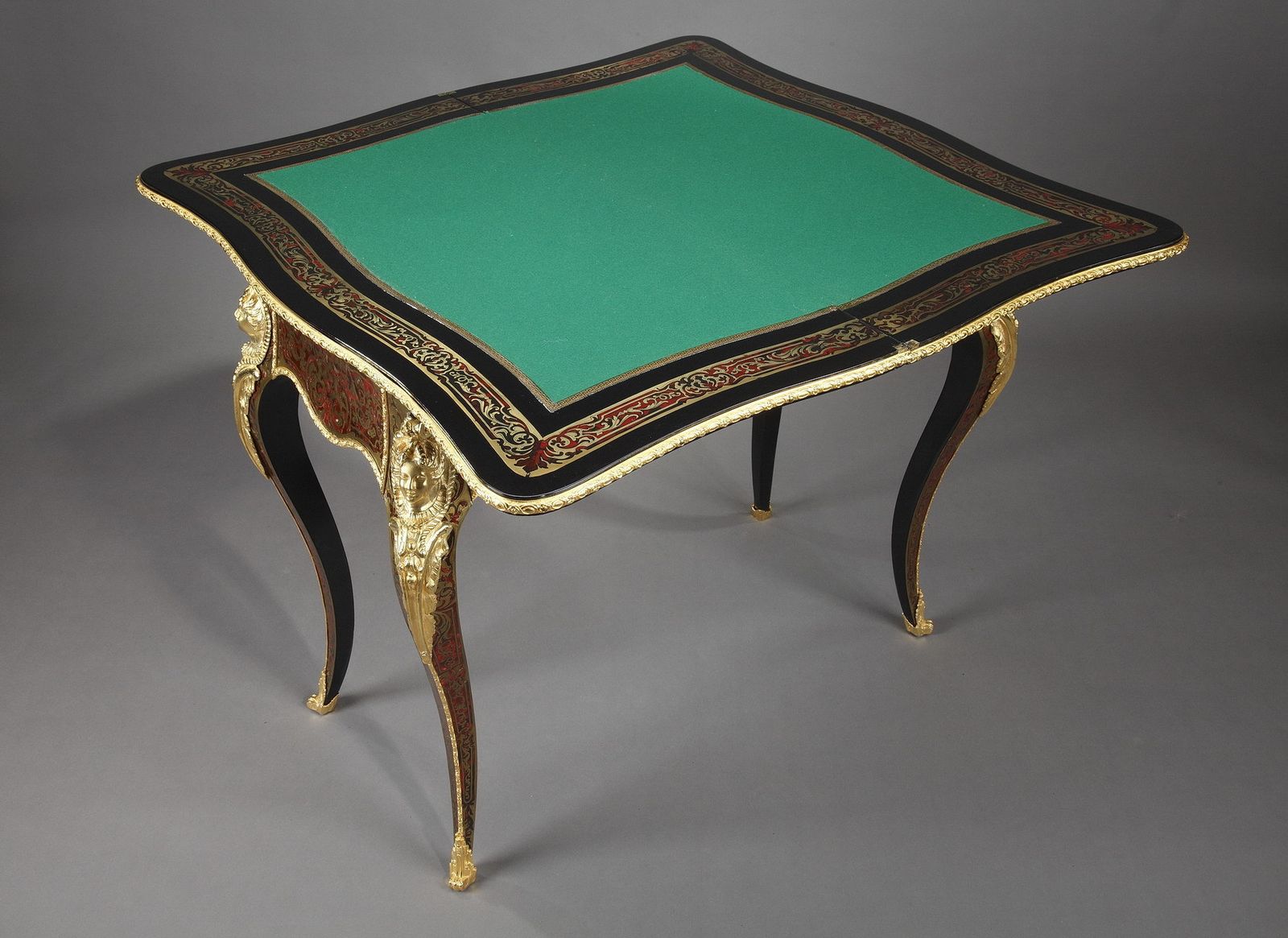 photo furniture Console en speltafel in Boulle-marketerij