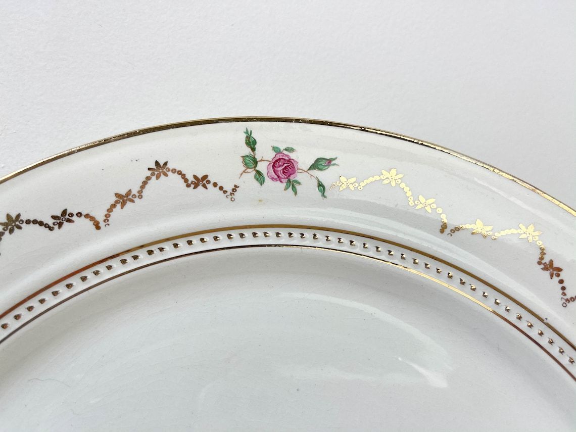 photo furniture Porcelain Dessert Service L’amandinoise Made In France ~ White Porcelain Service With Small Flowers Pattern ~ Porcelain Cake Dish ~ Pie Dish