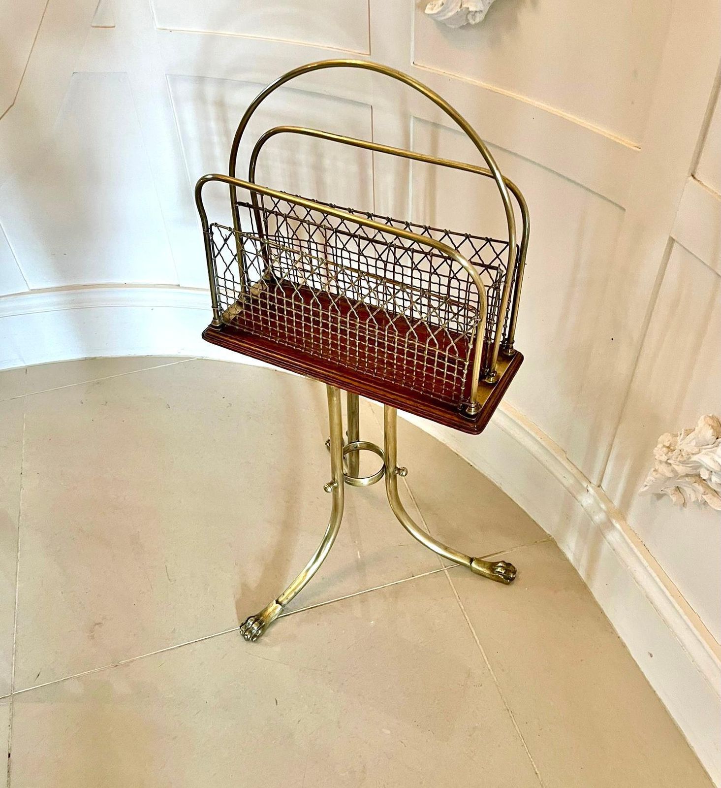 ​​Quality Antique Victorian Brass And Mahogany Revolving Magazine Stand photo vinterior