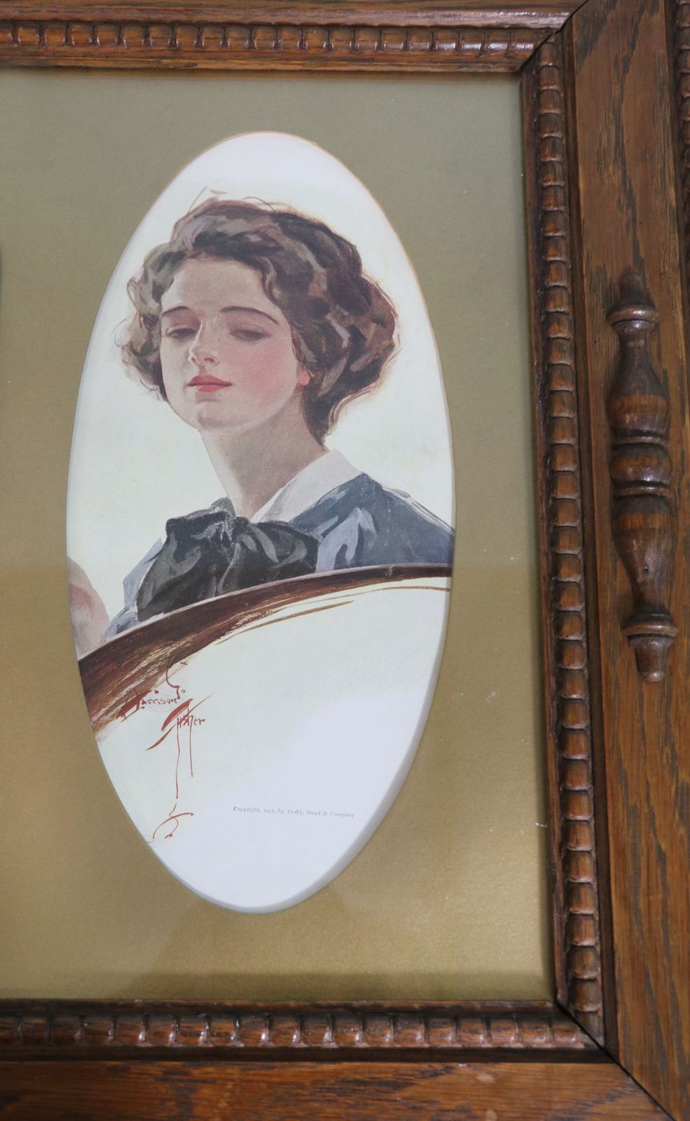 An Edwardian Quality Oak Framed Wall, Bathroom Or Overmantel Mirror With Portrait Prints Of Young Ladies photo vinterior