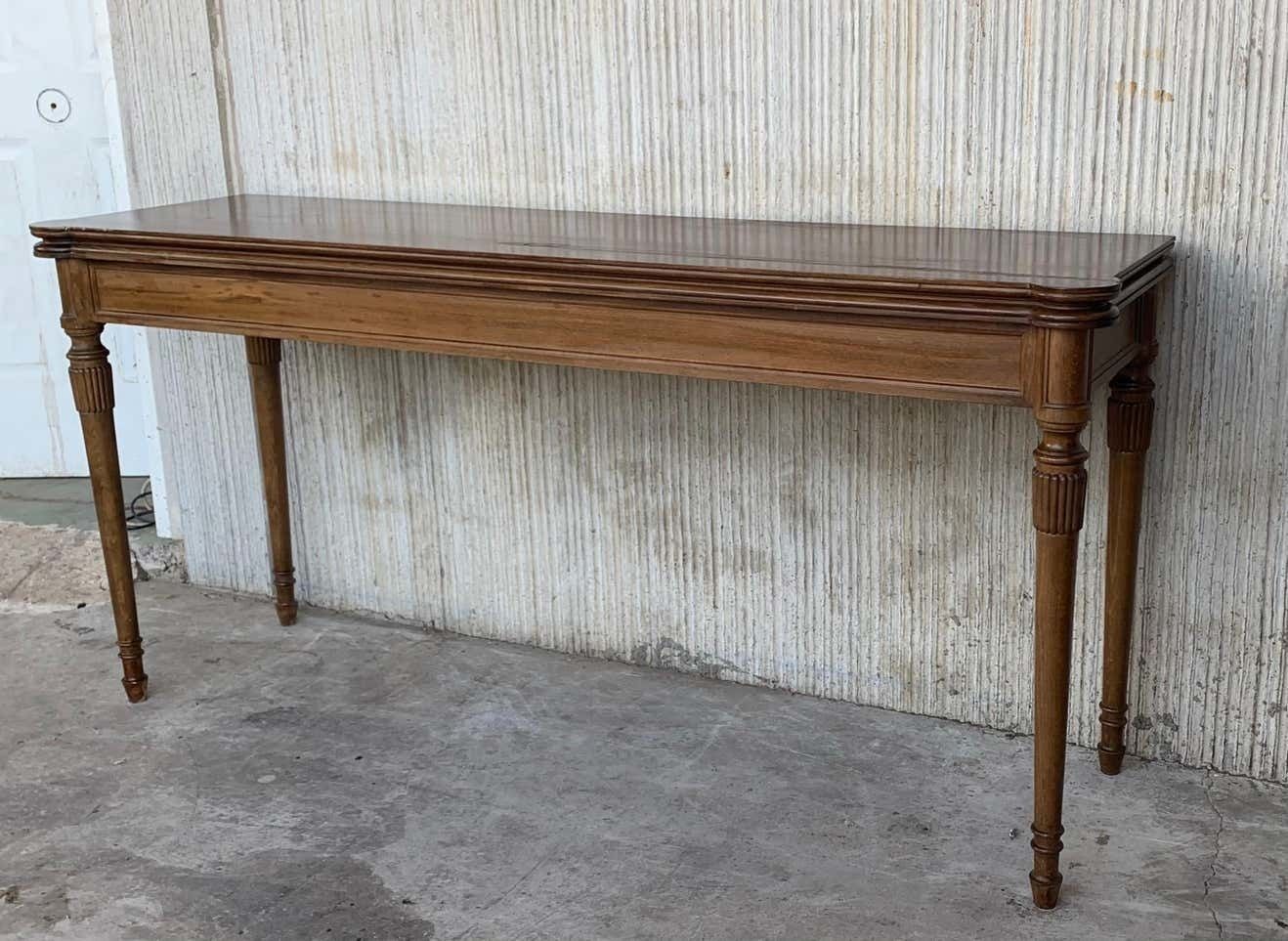 Console convertible de style Louis XVI en chêne, table à manger avec garniture en laiton photo vinterior
