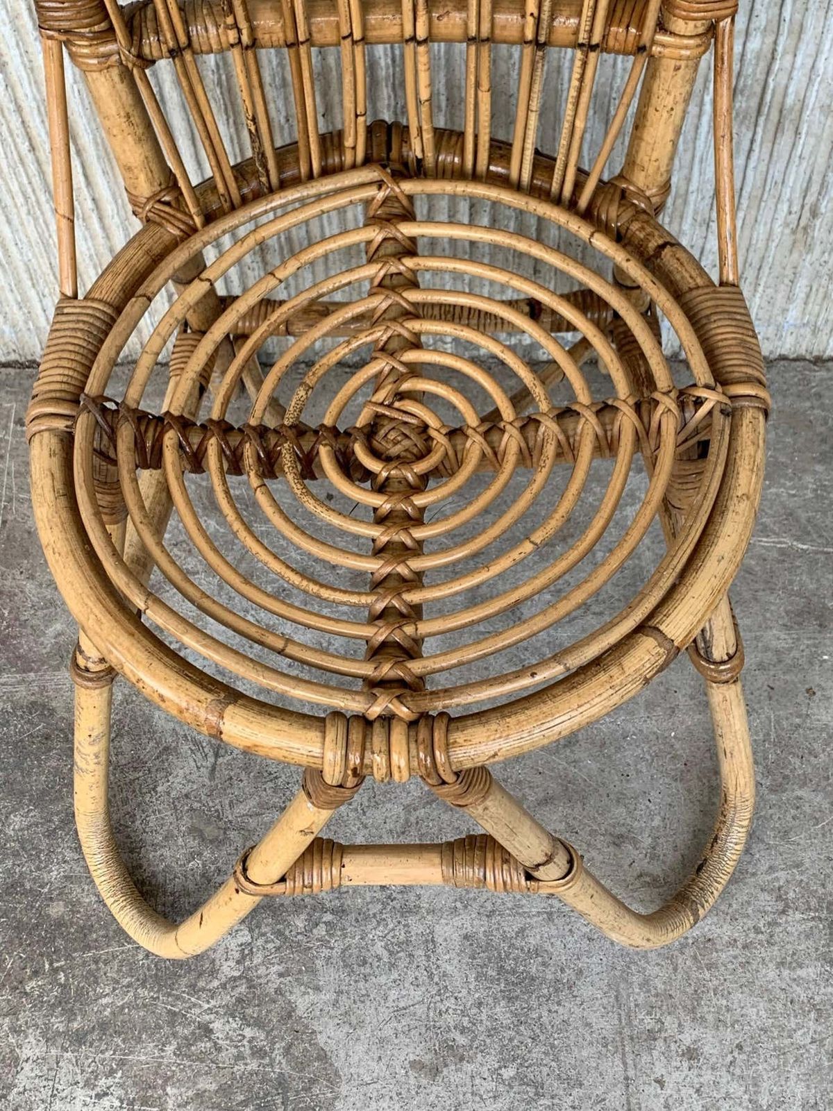Mobilier Ensemble de cinq chaises de salle à manger françaises en bambou et rotin, vers 1970 photo