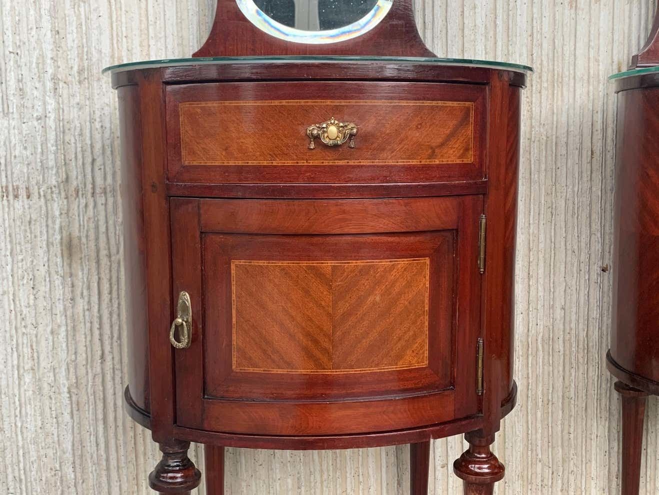 19th Louis XVI Style Pair Of Marquetry Nightstands With Bronze & Mirror Crest photo vintage