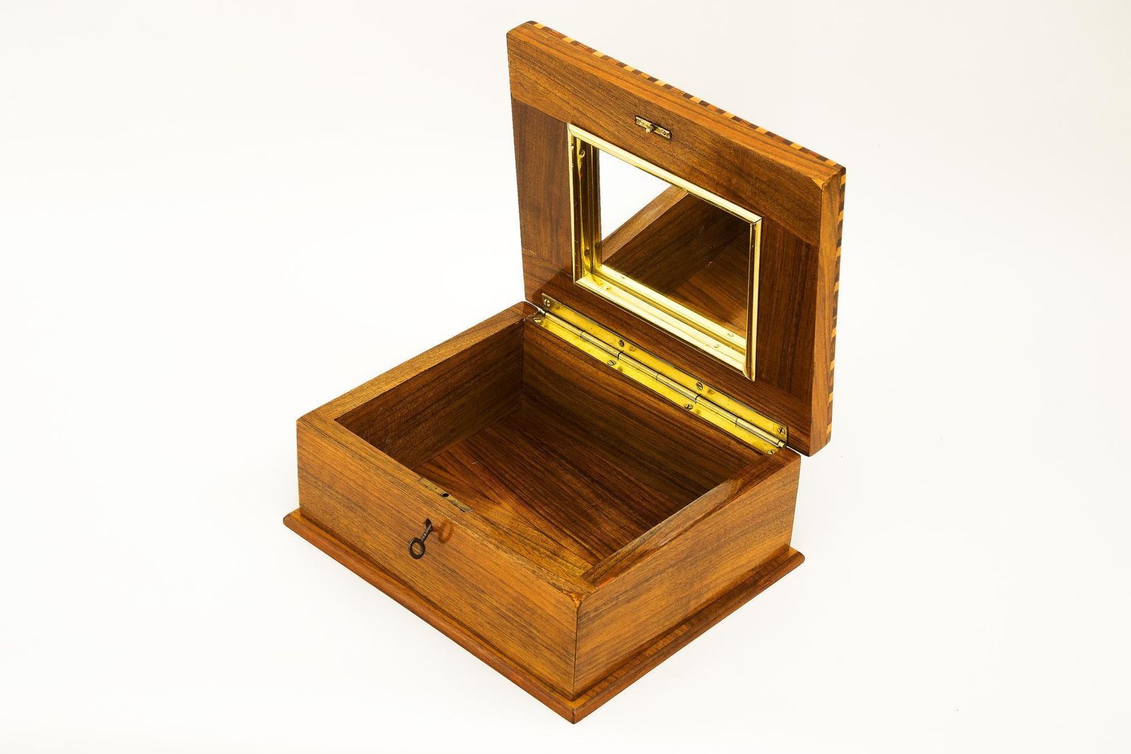 Jewelry Box Circa 1950s, Brass photo 251.0