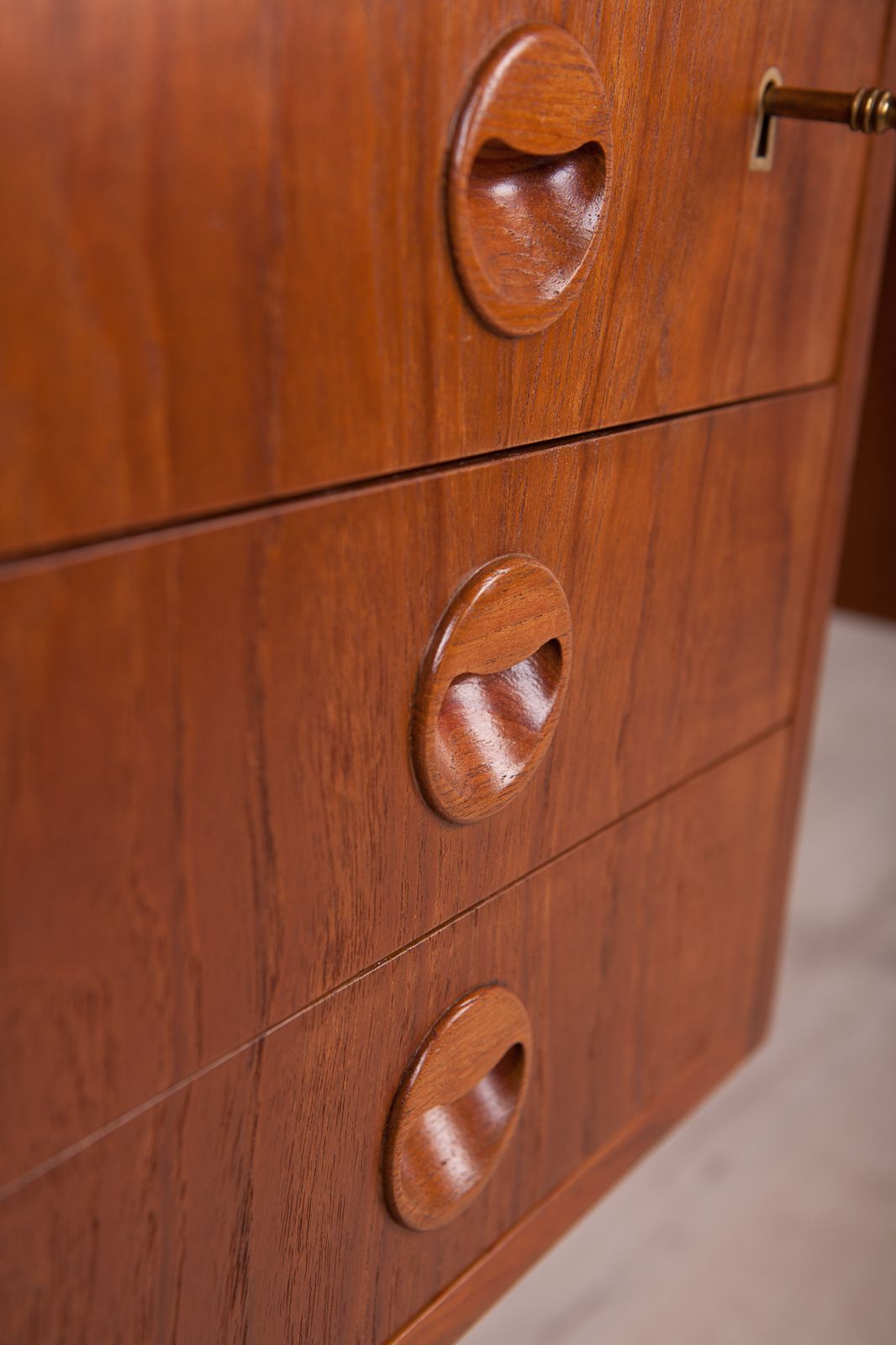 photo furniture Mid Century Freestanding Teak Desk, 1960s