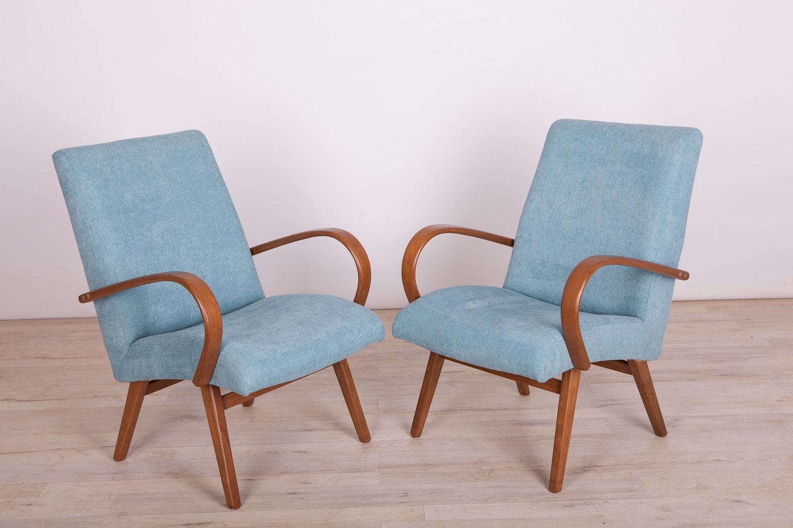 Vintage Model 53 Lounge Chairs By Jaroslav Smidek For Ton, Set Of 2
