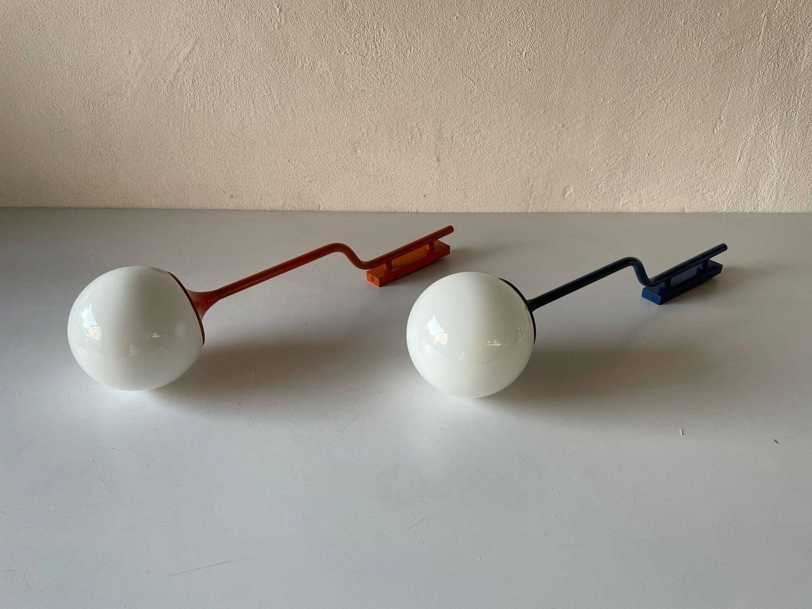 Very Rare Orange Dark Blue Long Metal Body And Glass Pair Of Sconces By Reggiani, 1970s, Italy photo vinterior