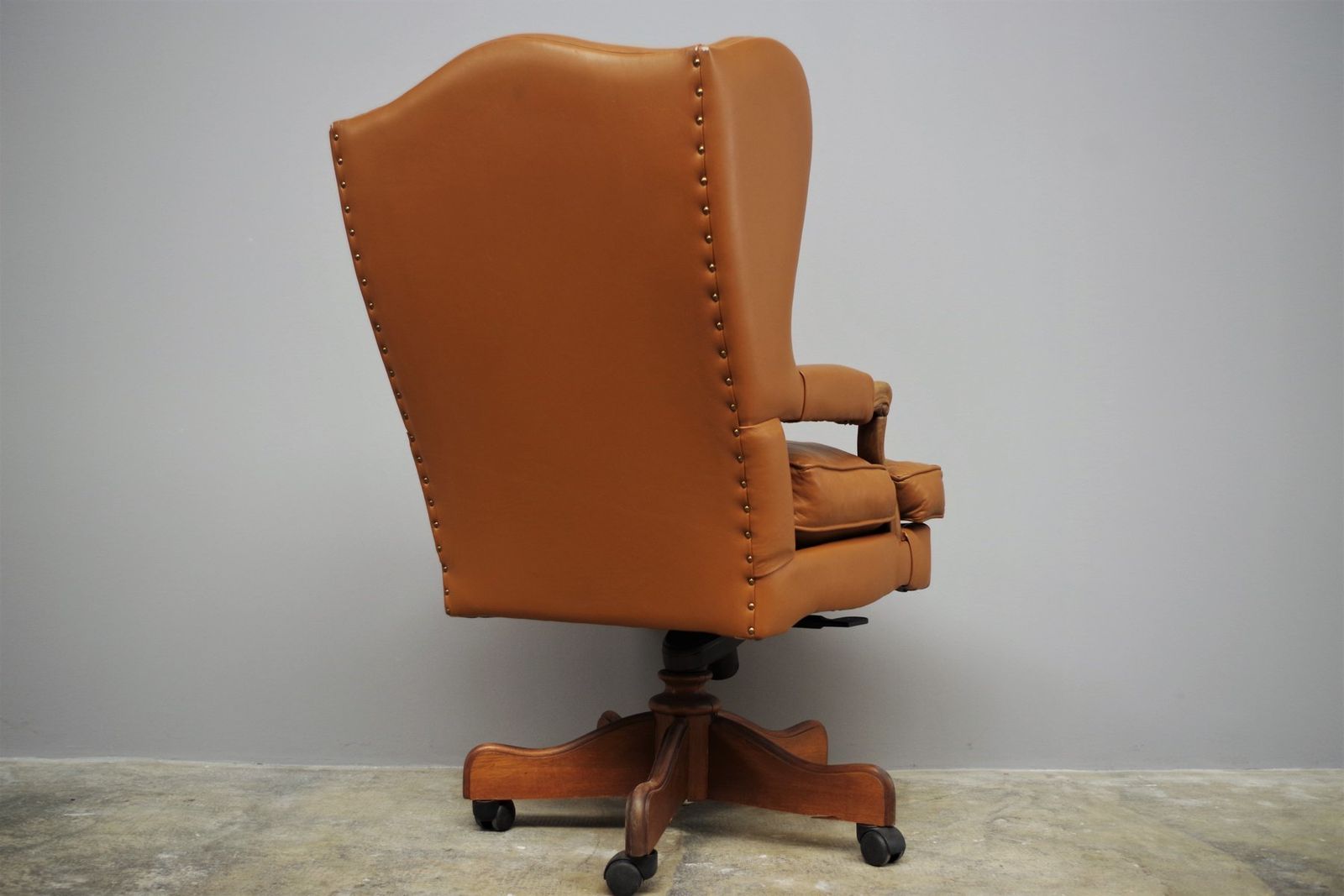 Furniture Leather Office Reclining And Height Adjustable Chair From Fior, 1980s photo